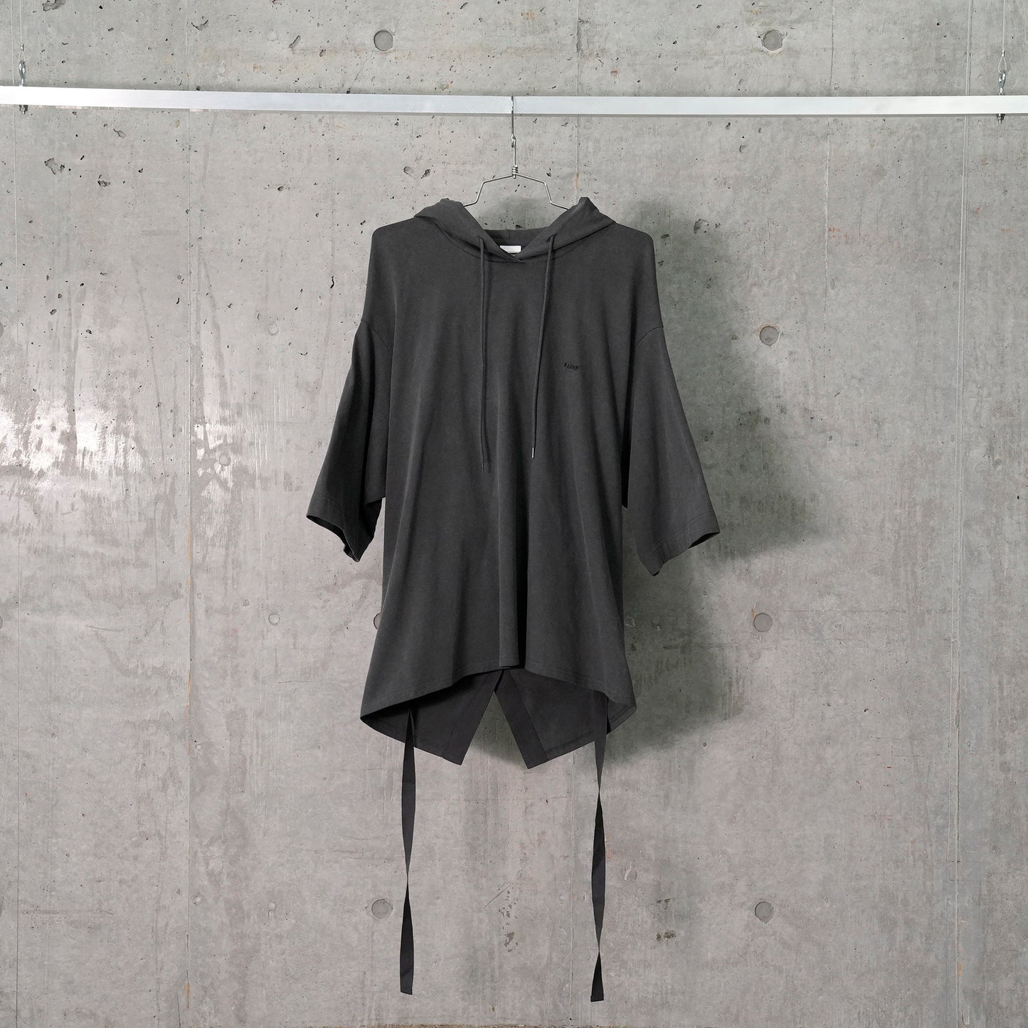 SQUARE HALF SLEEVE HOODIE / DARK GRAY