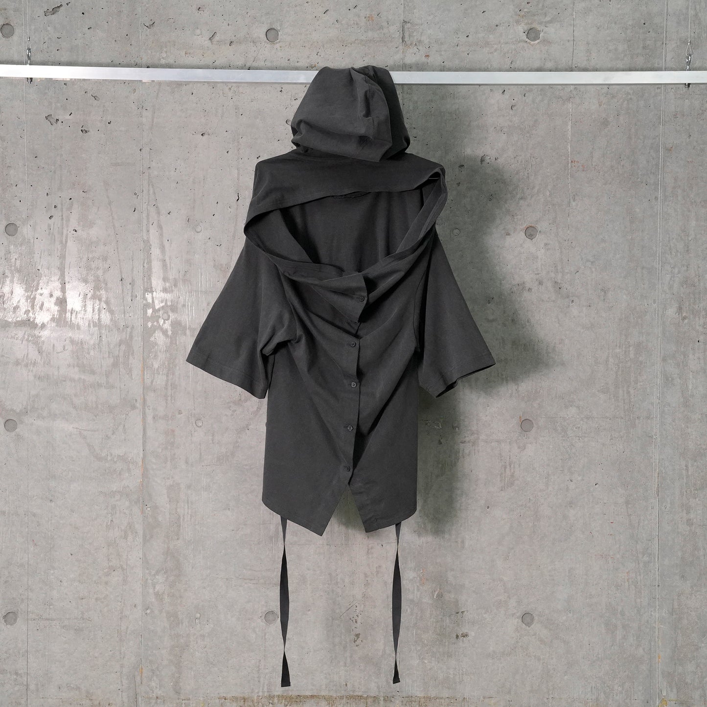 SQUARE HALF SLEEVE HOODIE / DARK GRAY