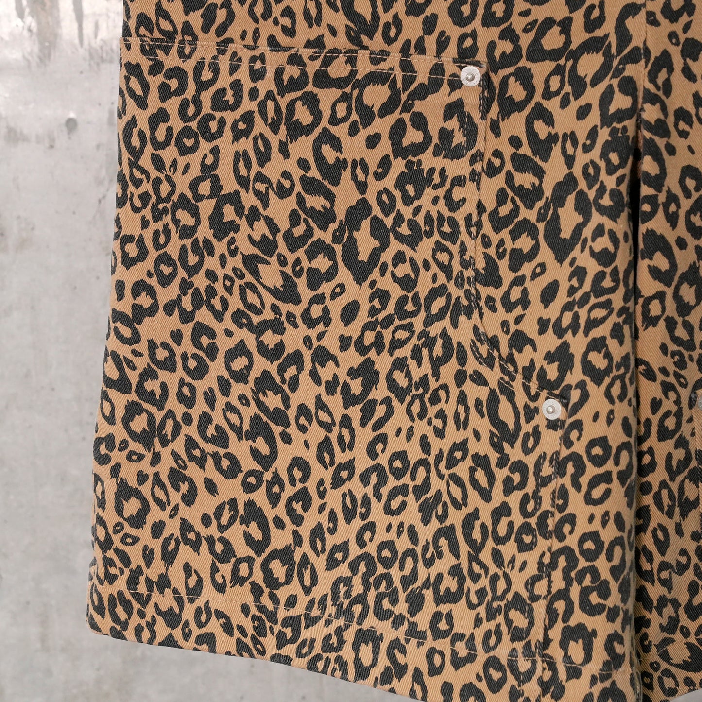 CARPENTER SHORTS / LEOPARD PRINT