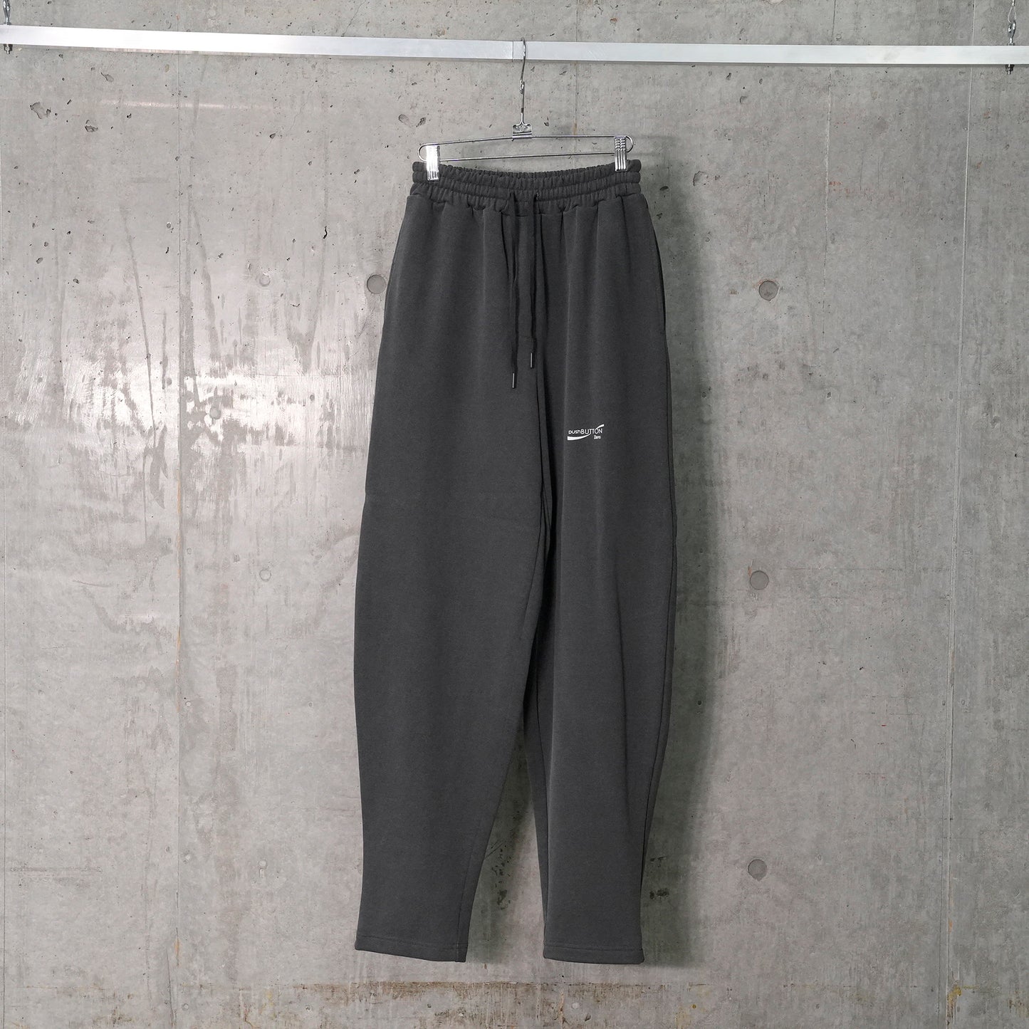 ZERO LOGO SWEATPANTS / DARK GRAY