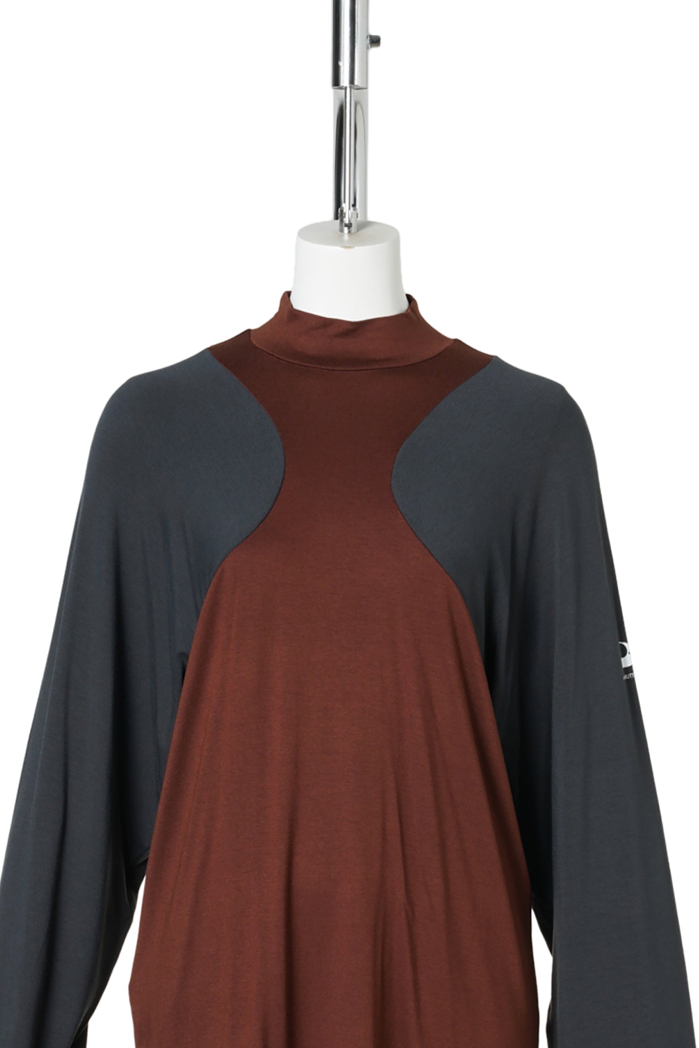 BROWN RAGLAN LONG SLEEVE T-SHIRT / BROWN