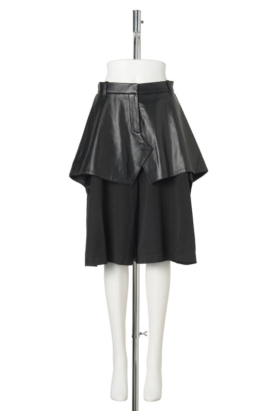 BLACK DRAPE SKIRT LAYERED PANTS / BLACK