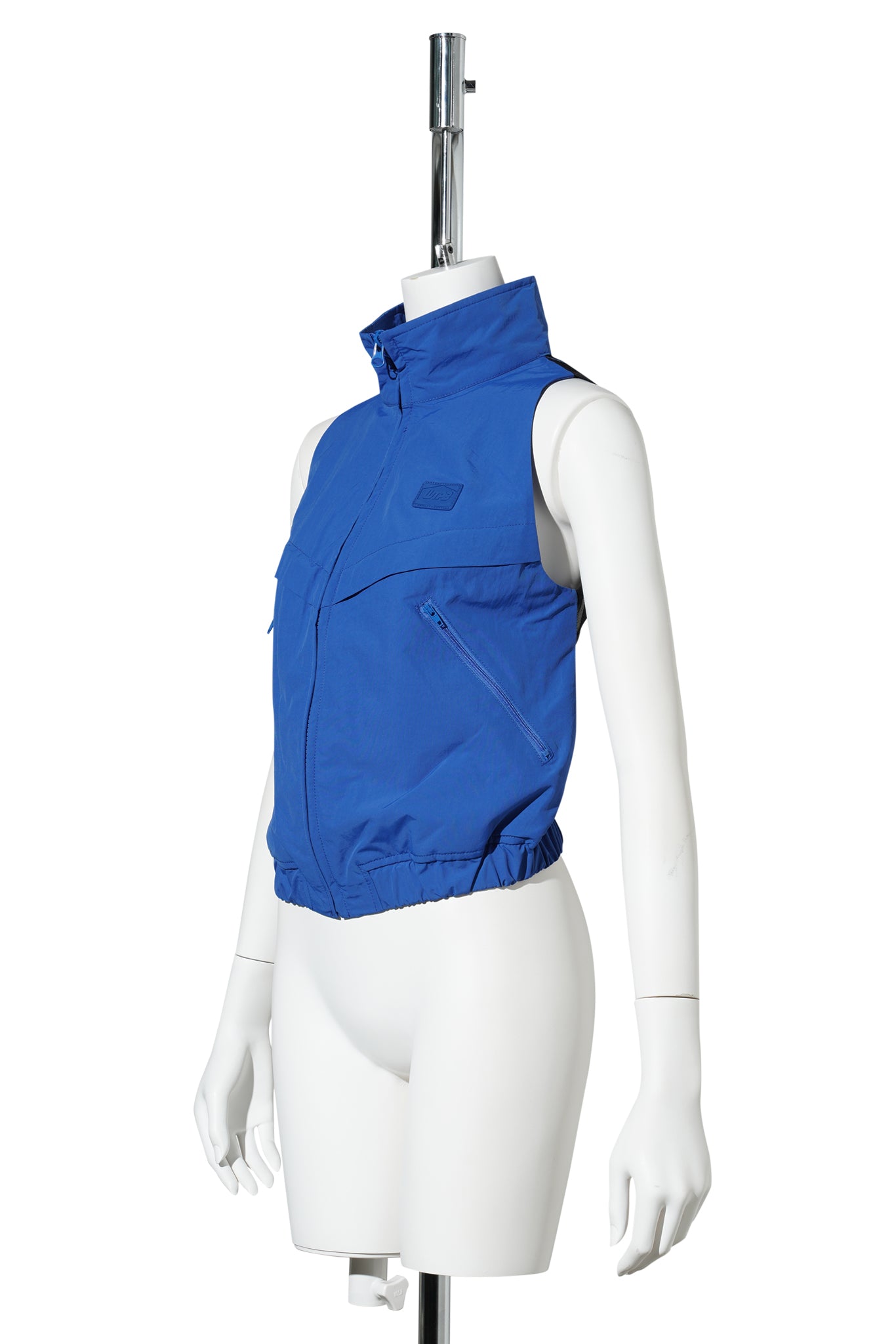 BLUE CROPPED SLEEVELESS WINDBREAKER / BLUE