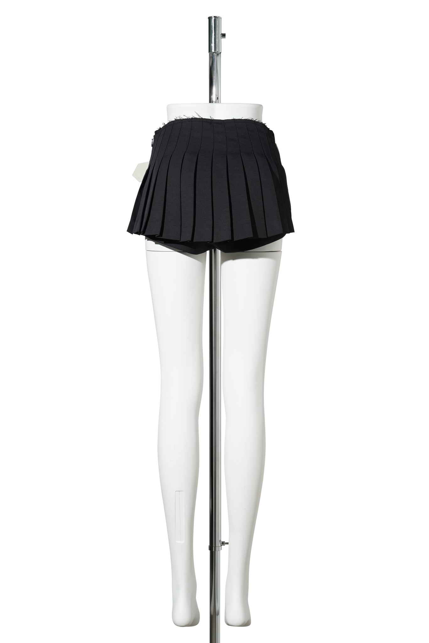 BLACK BELTED PLEATED SKORTS / BLACK