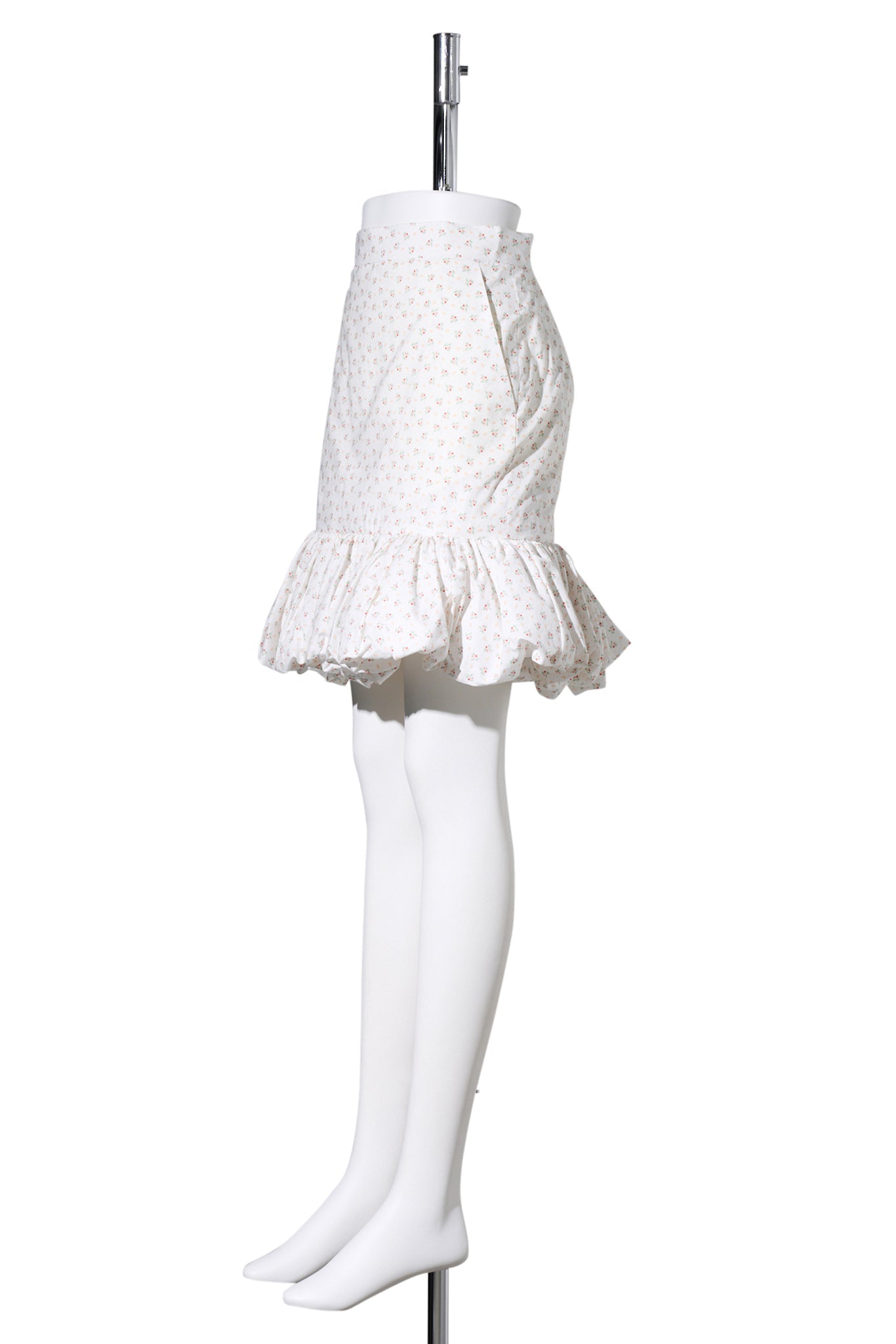 WHITE FLORAL VOLUME HEM SKIRT / WHITE