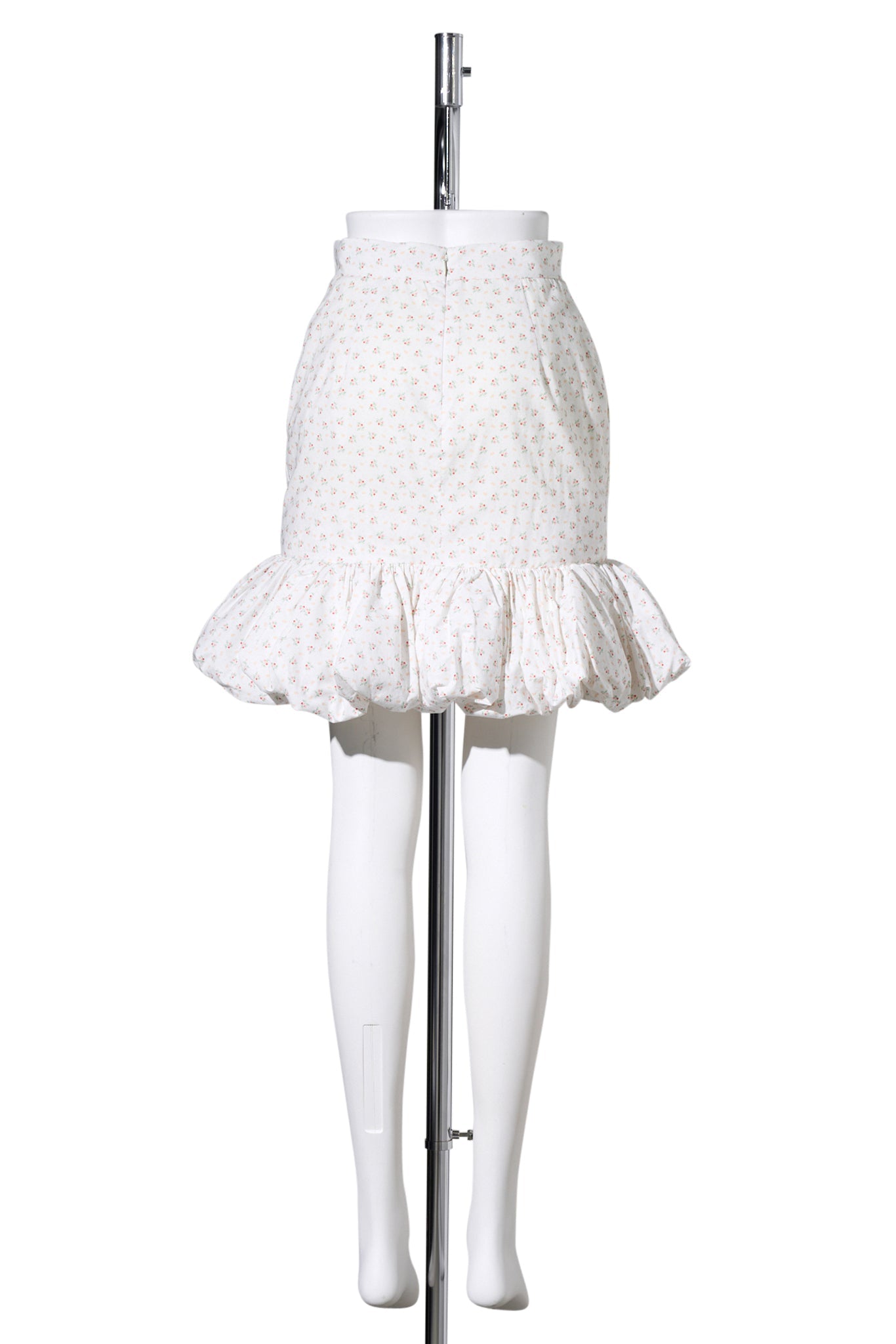WHITE FLORAL VOLUME HEM SKIRT / WHITE