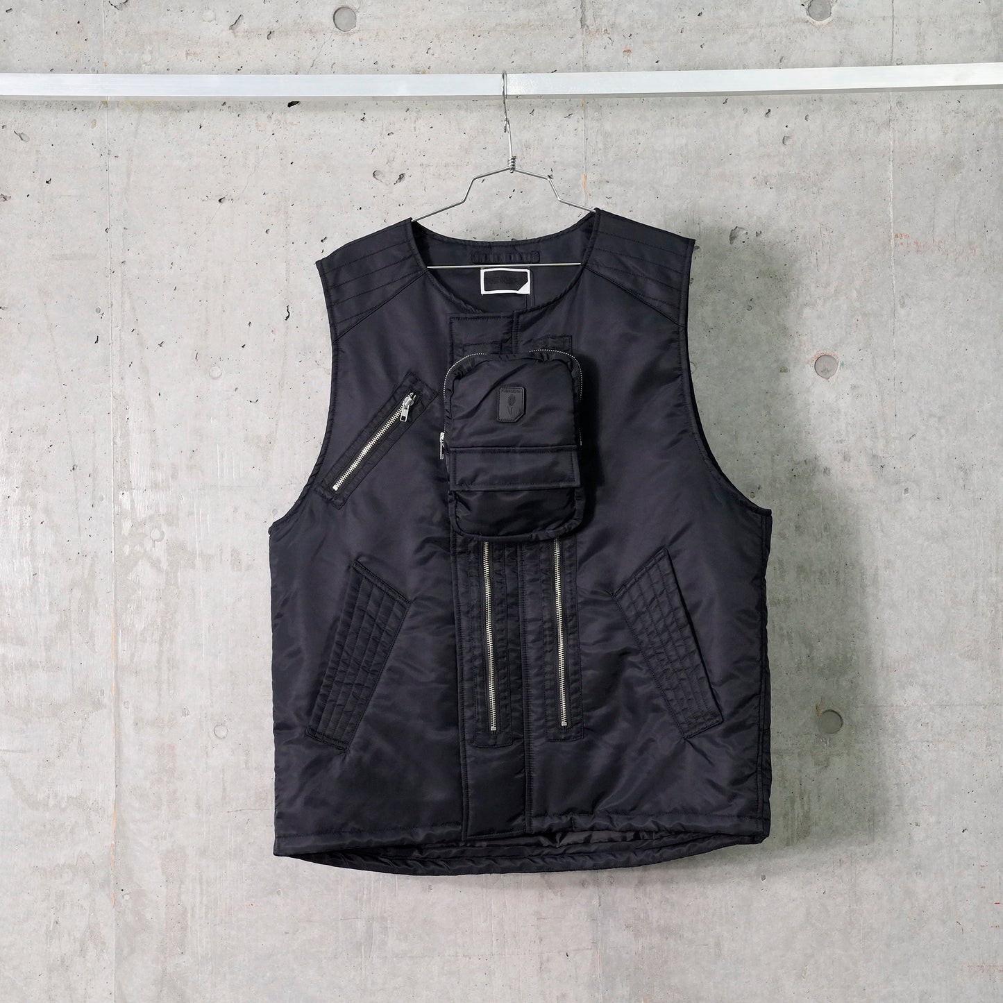 ELEVATION BOMBER VEST / E:BLACK