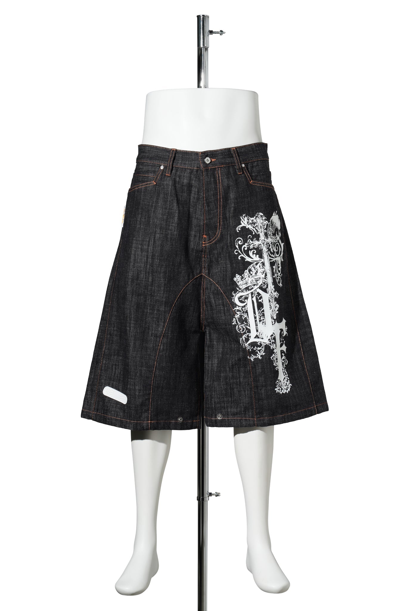 LOW RIDE SHORTS / WASH