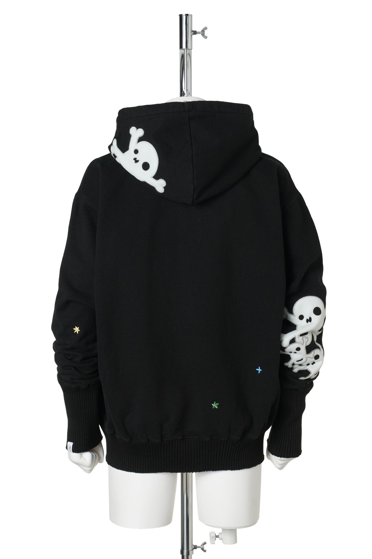 BASIC ZIP HOODIE / BLACK