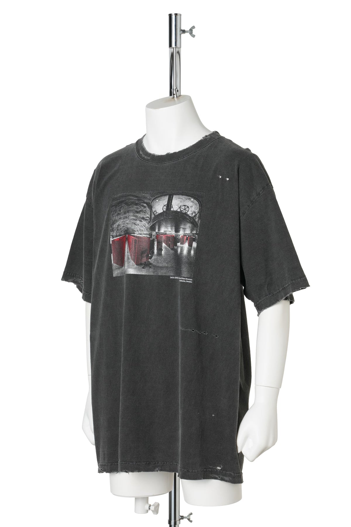 DATA CENTER TEE / BLACK