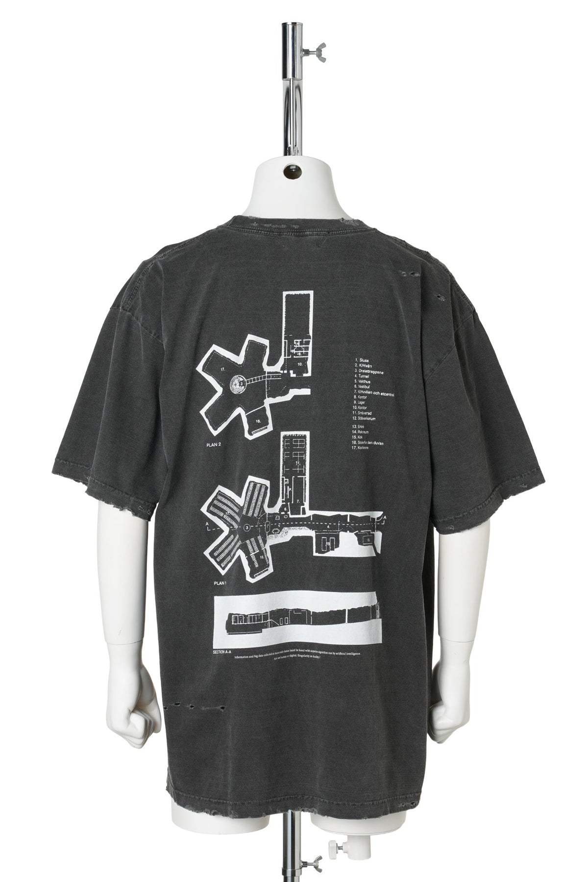 DATA CENTER TEE / BLACK