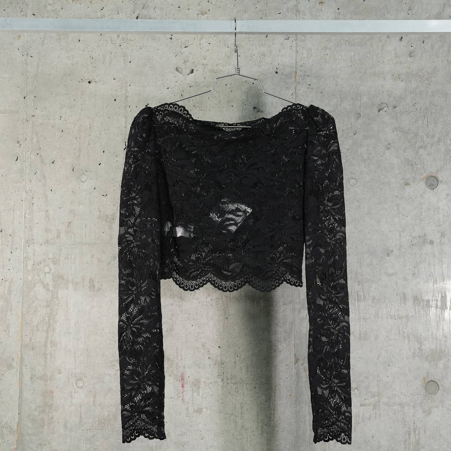 HAUT TOP LONG SLEEVES / P001：BLACK