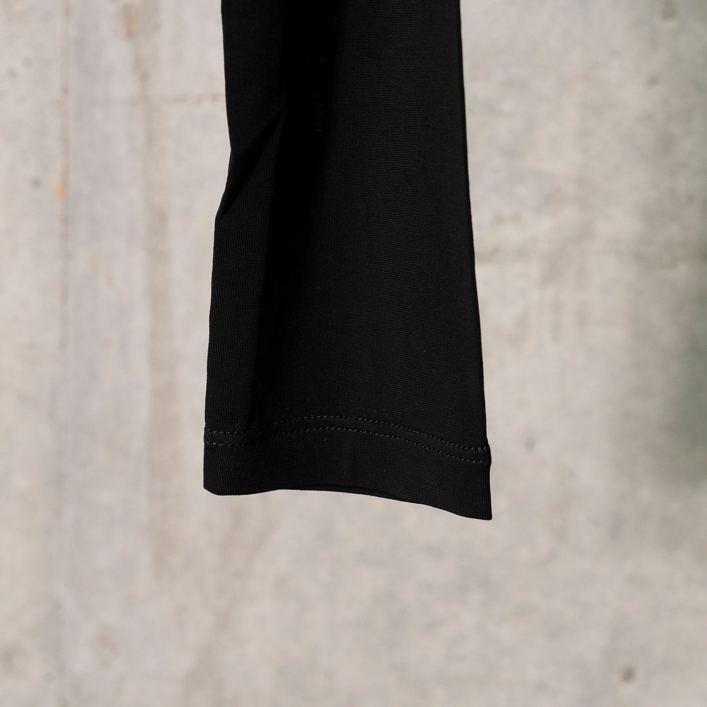 HAUT TOP LONG SLEEVES / P001:BLACK