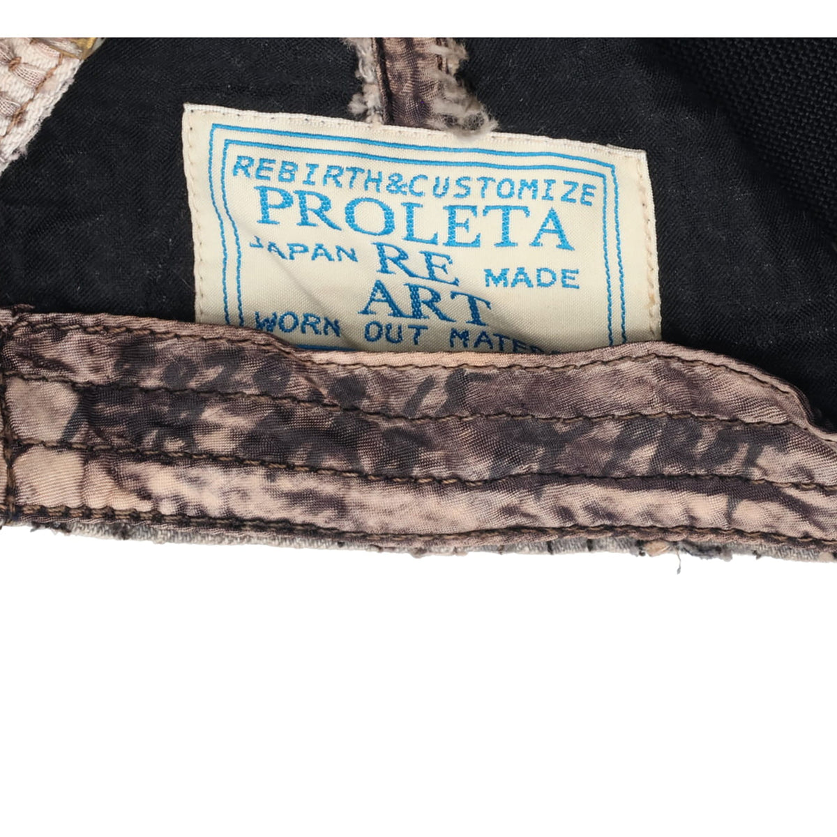 UROBOROS TRUCKER HAT / PYTHON