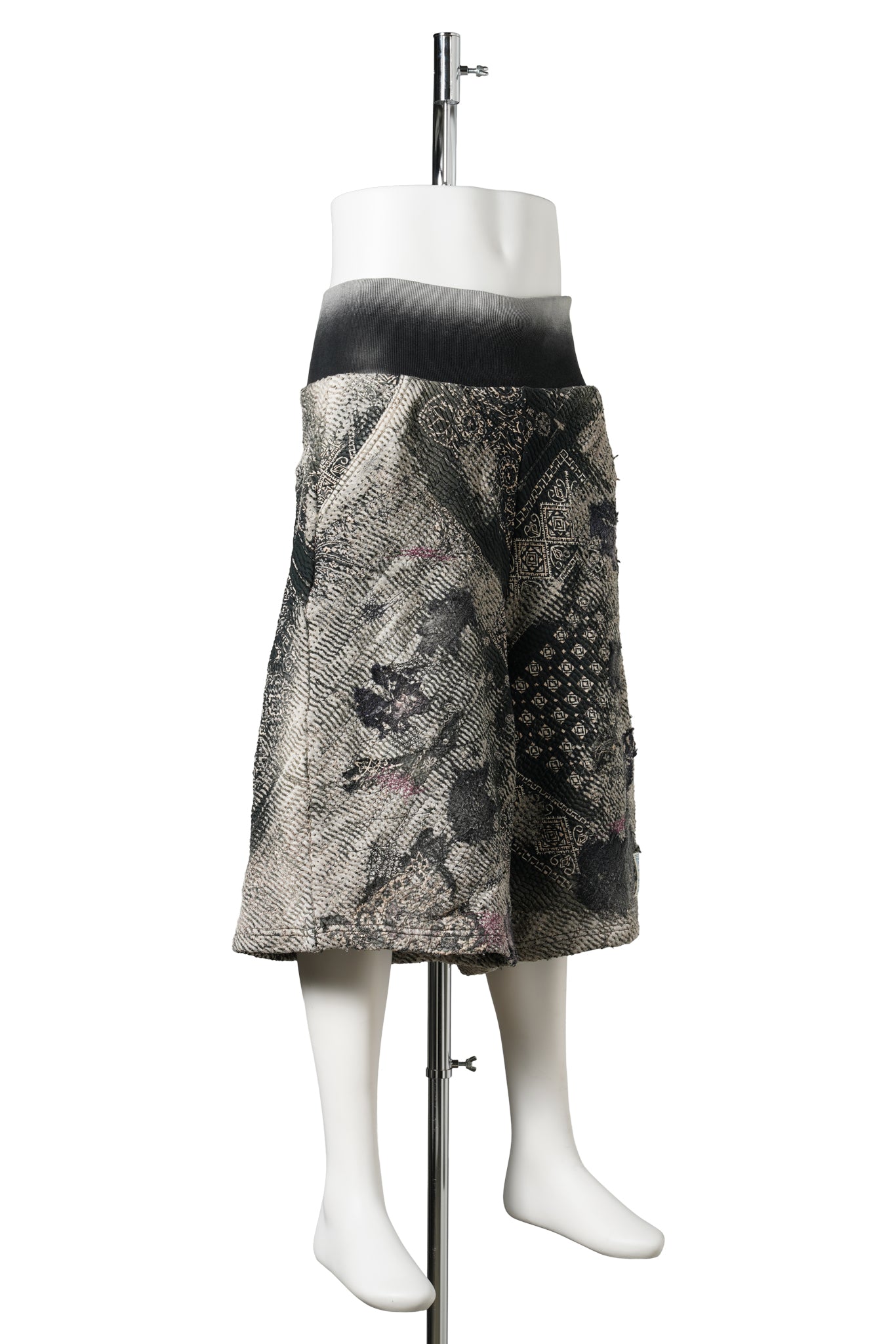 UROBOROS SWEAT BUGGY SHORTS / BLACK