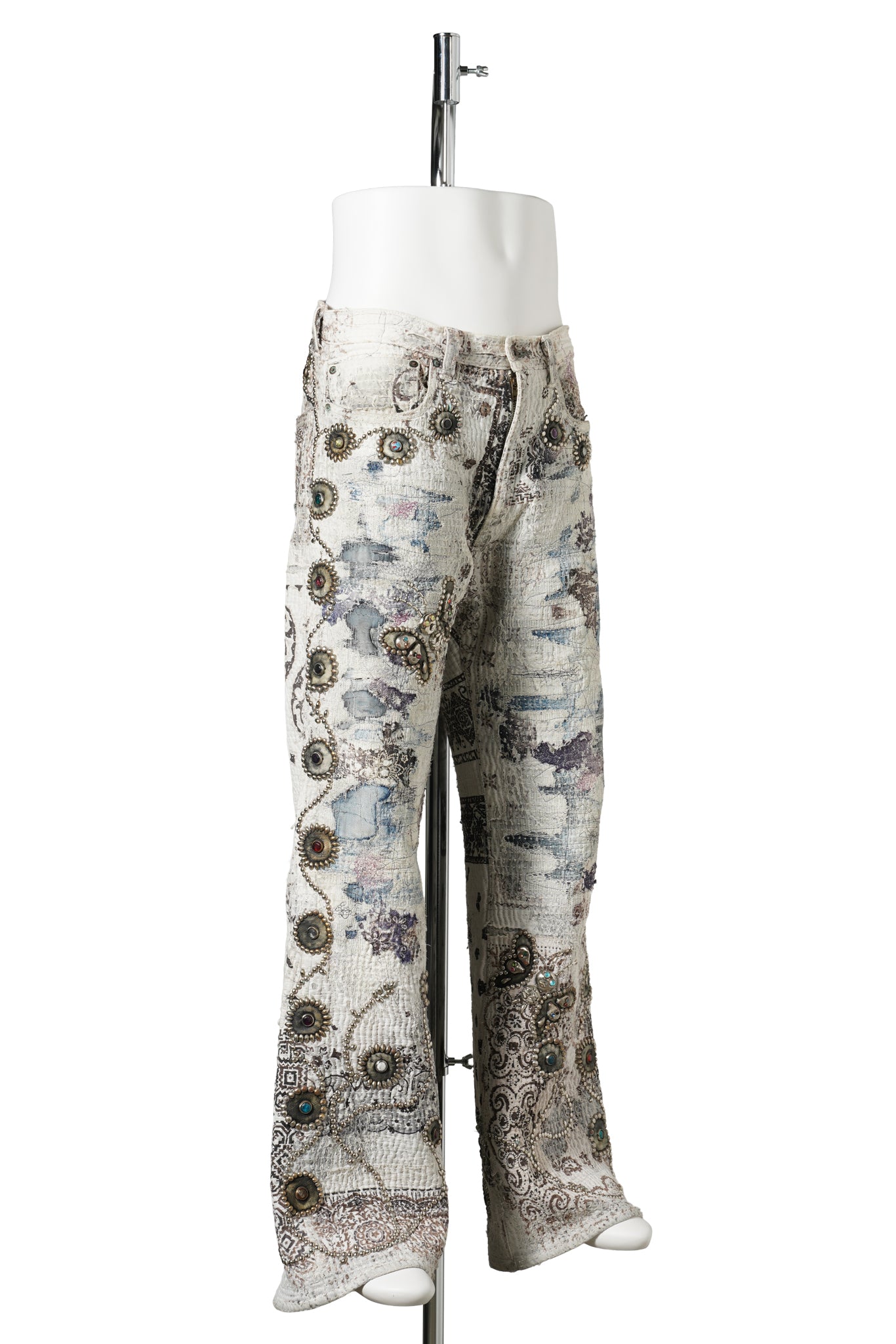 UROBOROS STUDS CUSTOM FLARE JEANS” Monochrome paradise” / WHITE