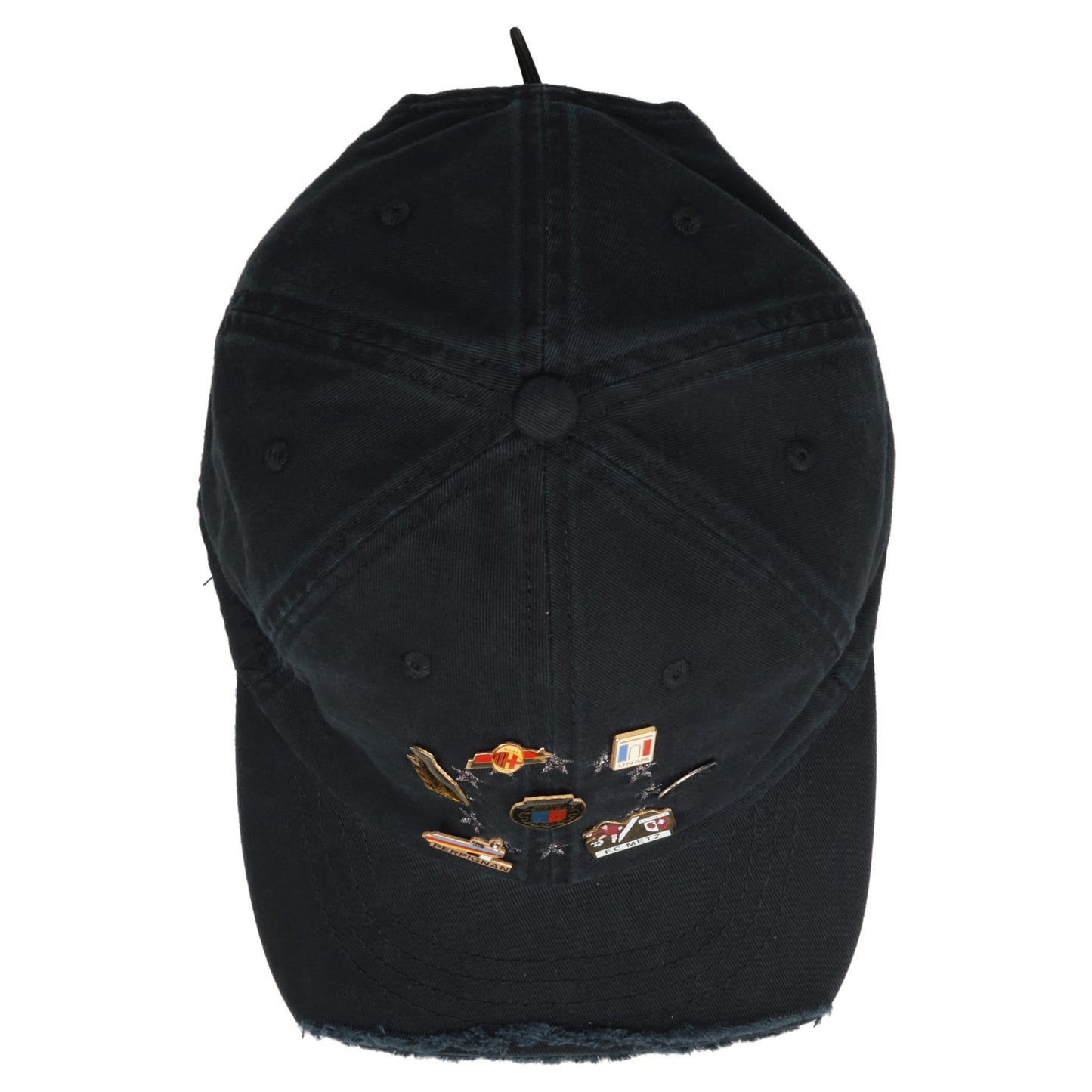 VINTAGE CAP & PINS BLACK PIN BADGE BOLOCAP / BLACK