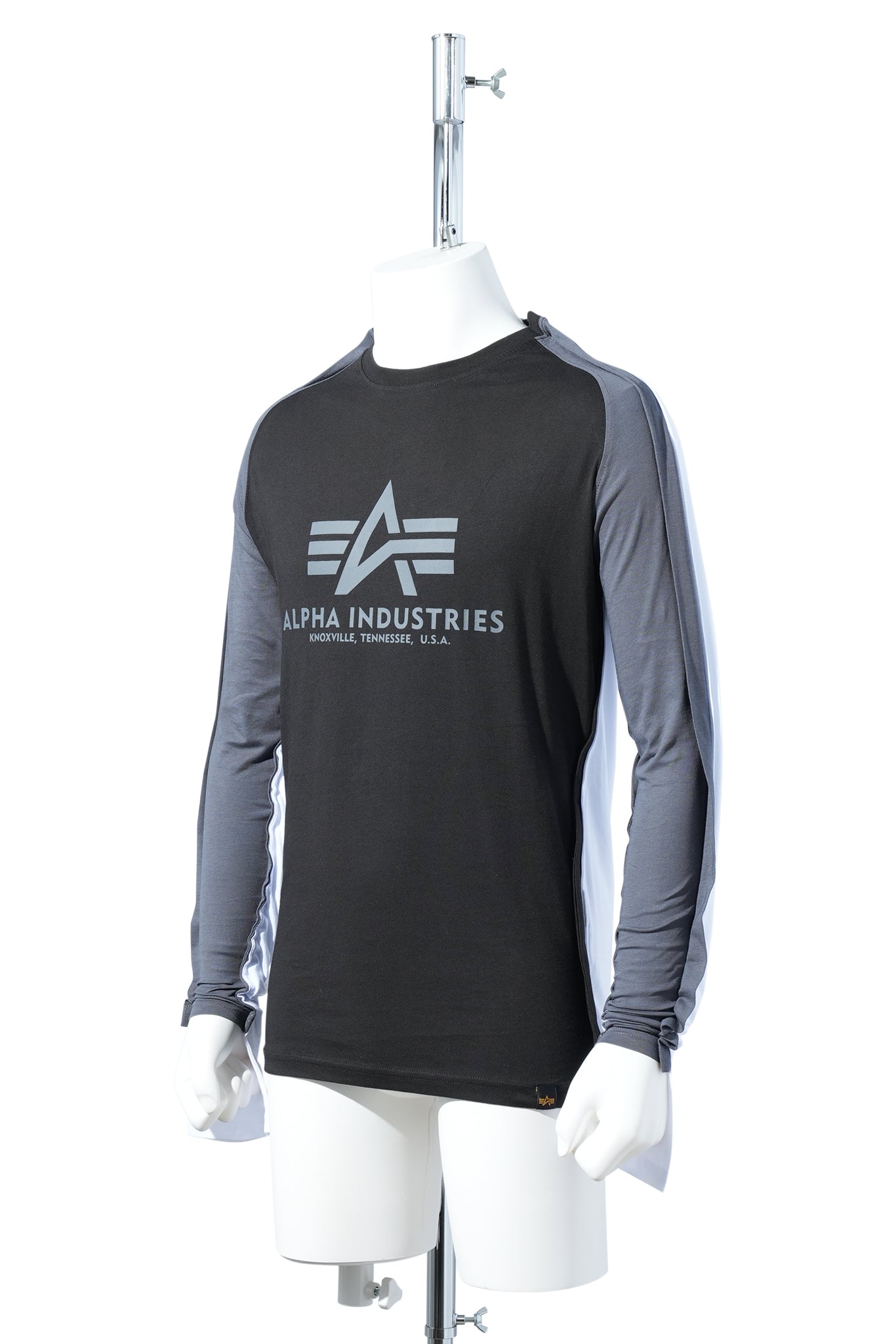 UPCYCLED T-SHIRTS BLACK 2-D TEE LONGSLEEVE / BLACK