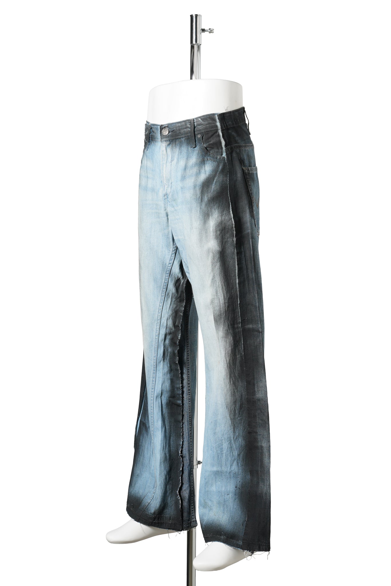 SPRAYED NEW JEANS DENIM / BLUESPRAYED