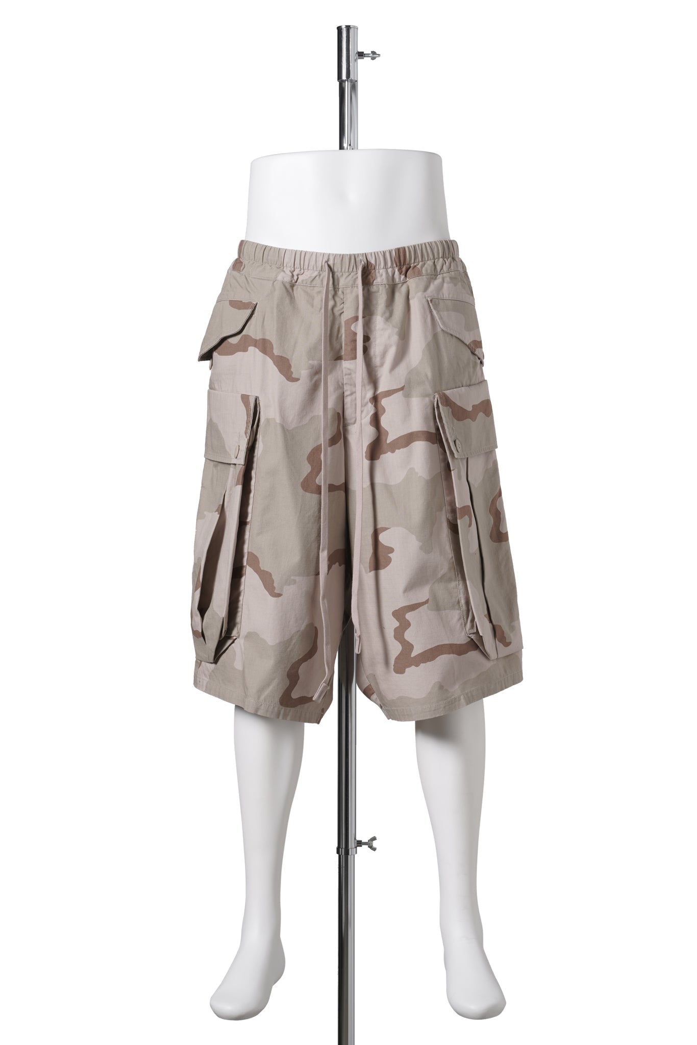 PLEATED JUMBO SHORT WITH ELASTIC WAIST / DUSTY PINK CAMO