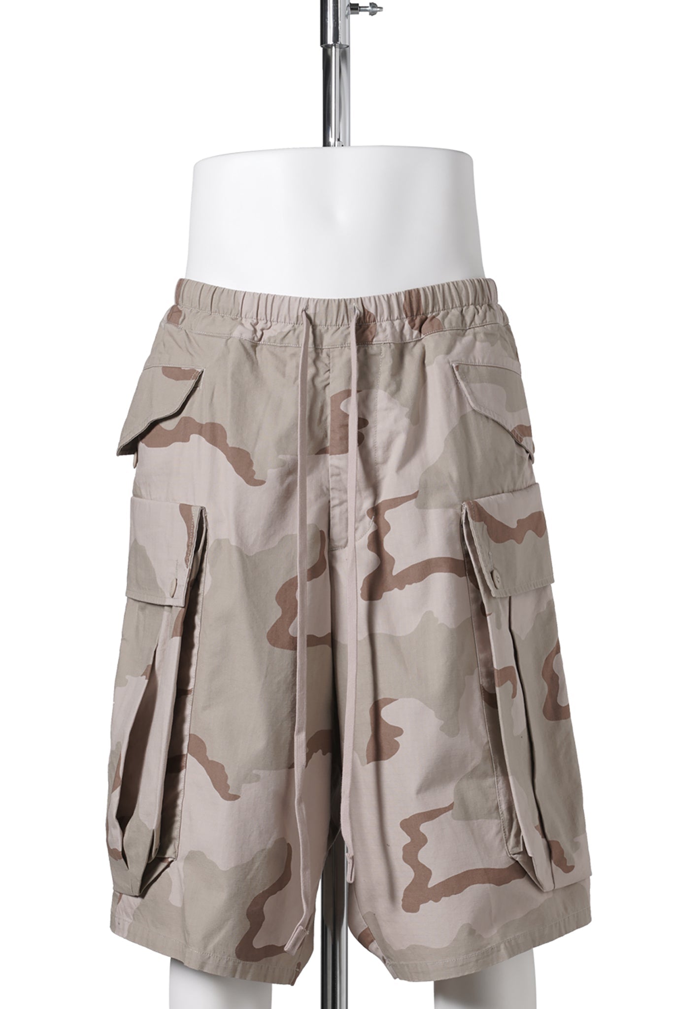PLEATED JUMBO SHORT WITH ELASTIC WAIST / DUSTY PINK CAMO