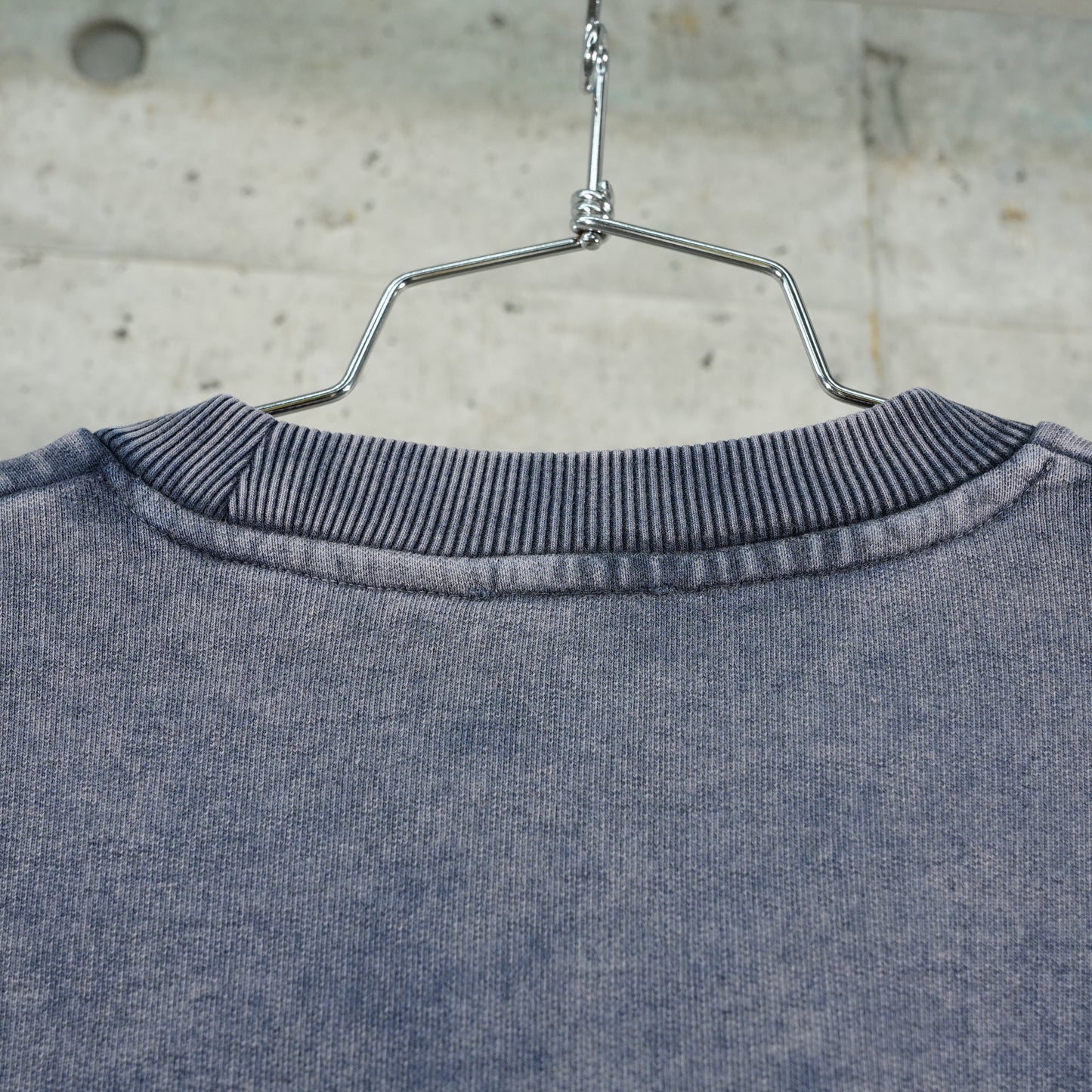 TROMPE L OEIL CREWNECK / NAVY