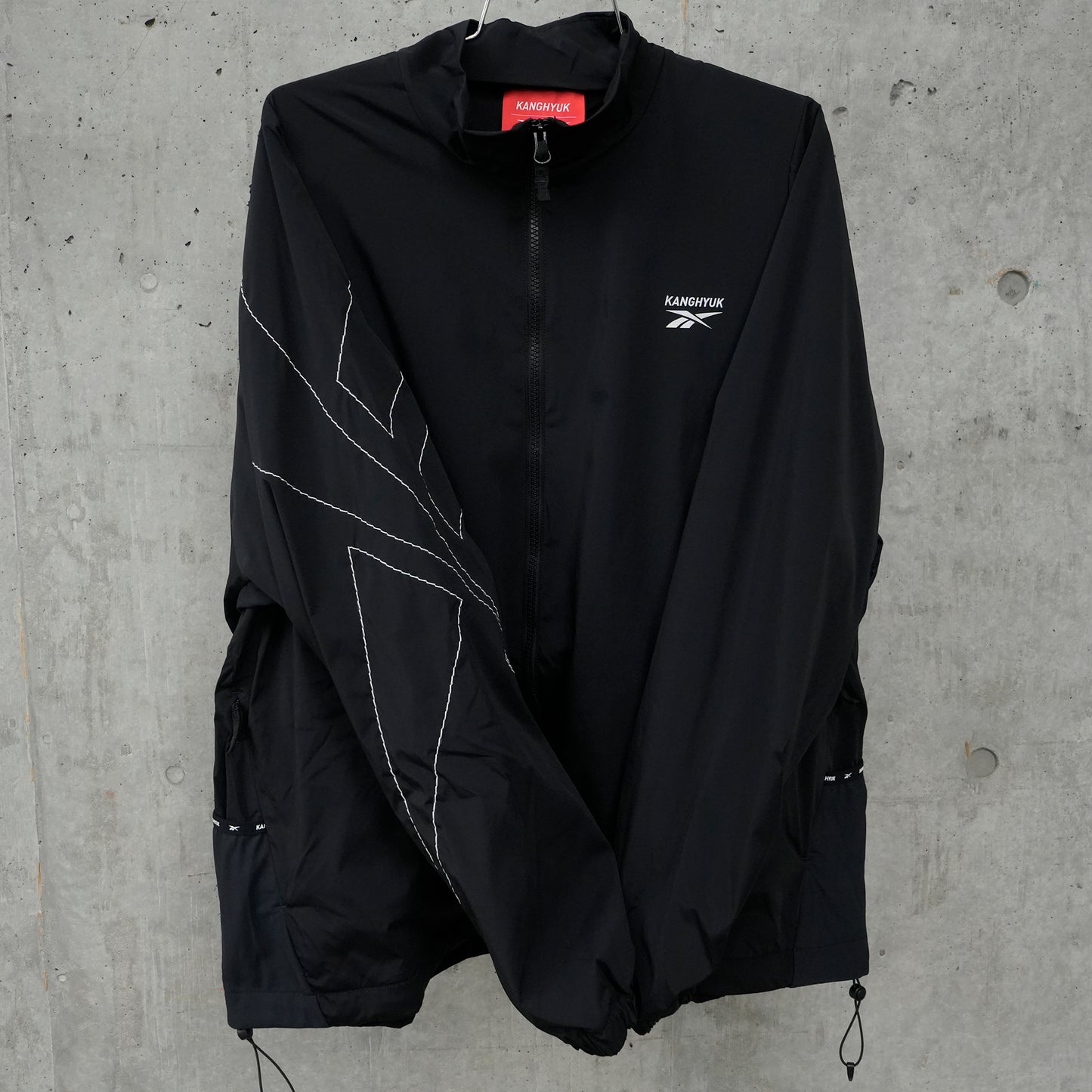 STITCHED LOGO TRACK JACKET / DARK GREY