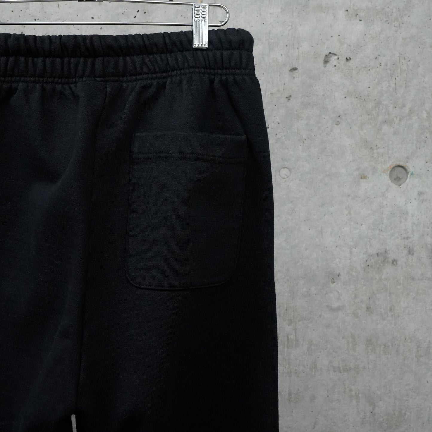 FLARE SWEAT PANTS / BLACK