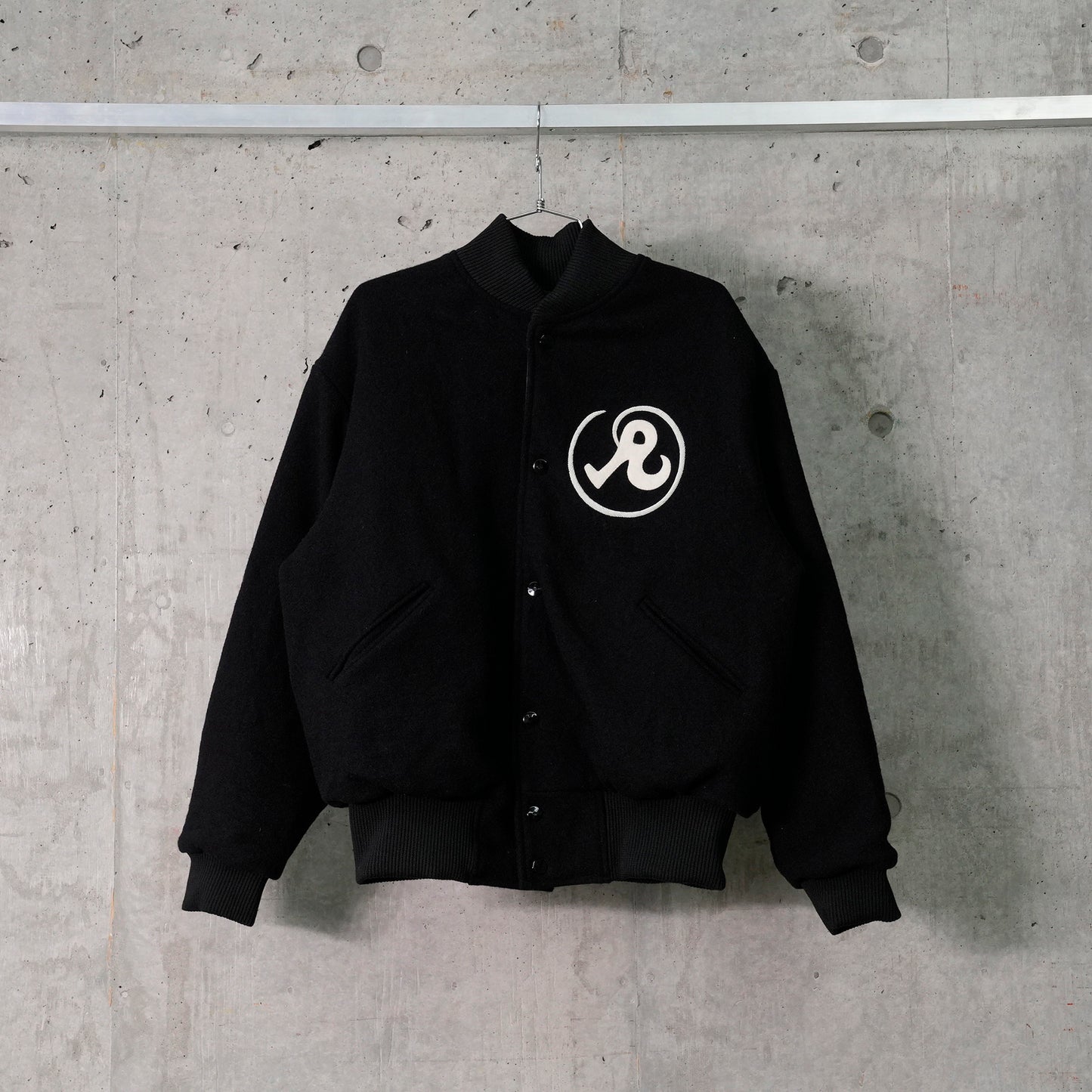 MOON BRITISH TWEED OVERDYED WOOL VARSITY JACKET / BLACK