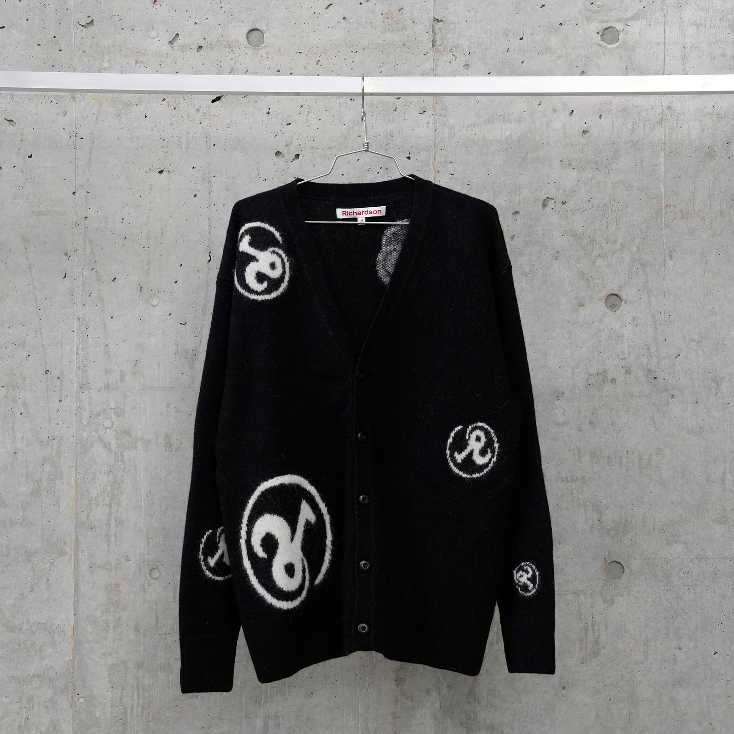 ALL-OVER GLYPHCARDIGAN / BLACK