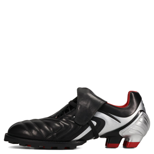 RE90 / BLACK/SILVER/RED