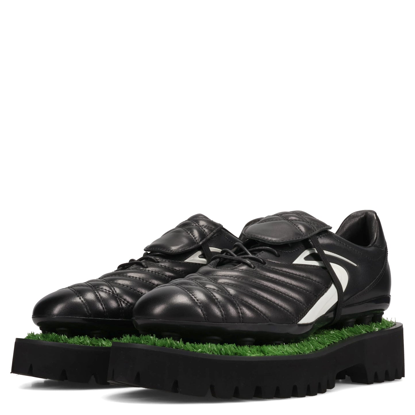 FOOTBALL PITCH / BLACK