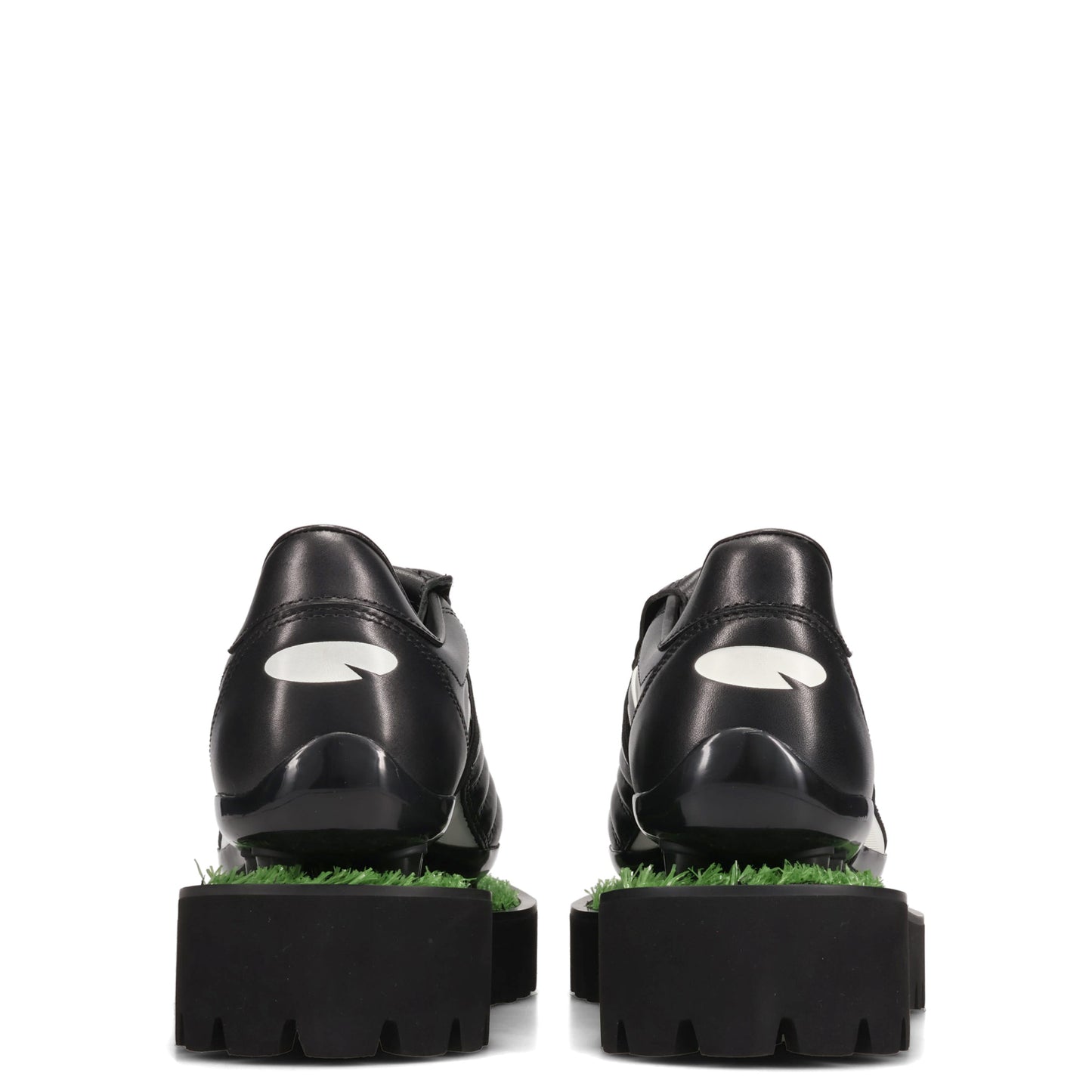 FOOTBALL PITCH / BLACK