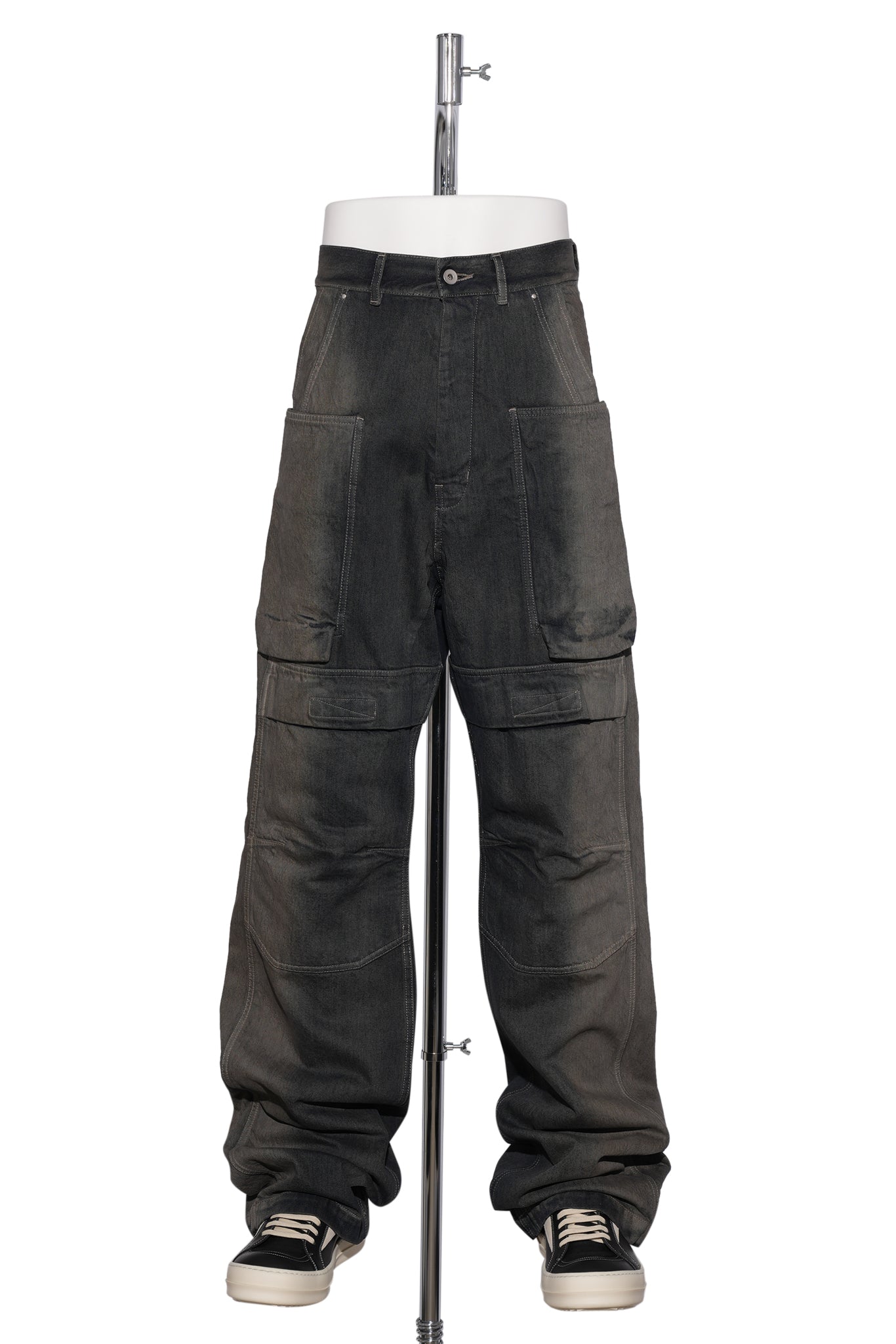 STEFAN CARGO / 78D:DARKDUST DEGRADE