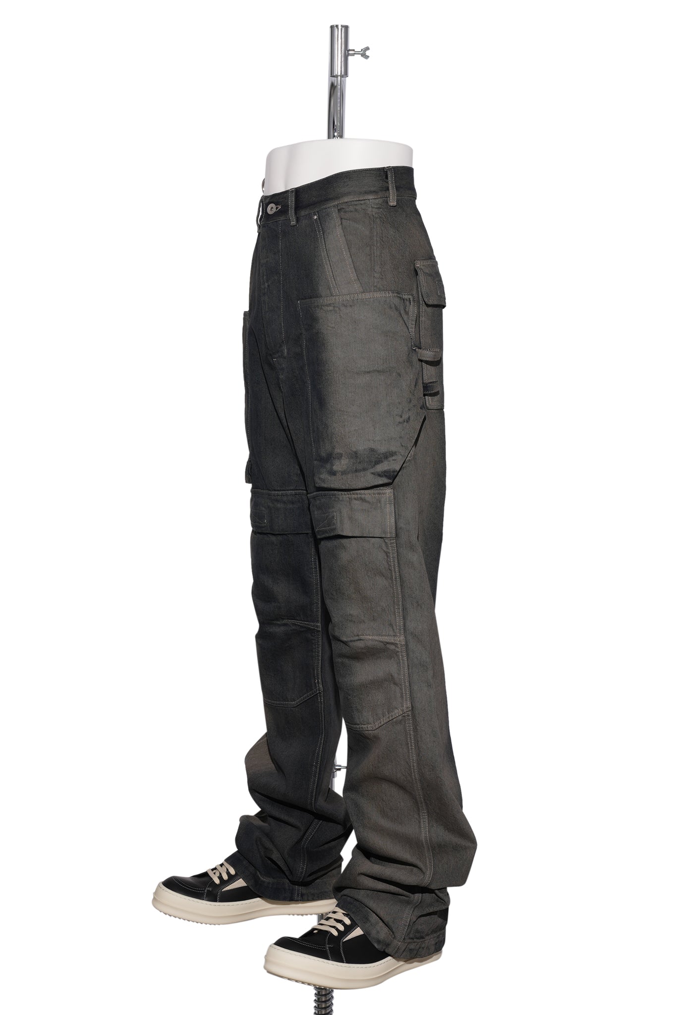 STEFAN CARGO / 78D:DARKDUST DEGRADE