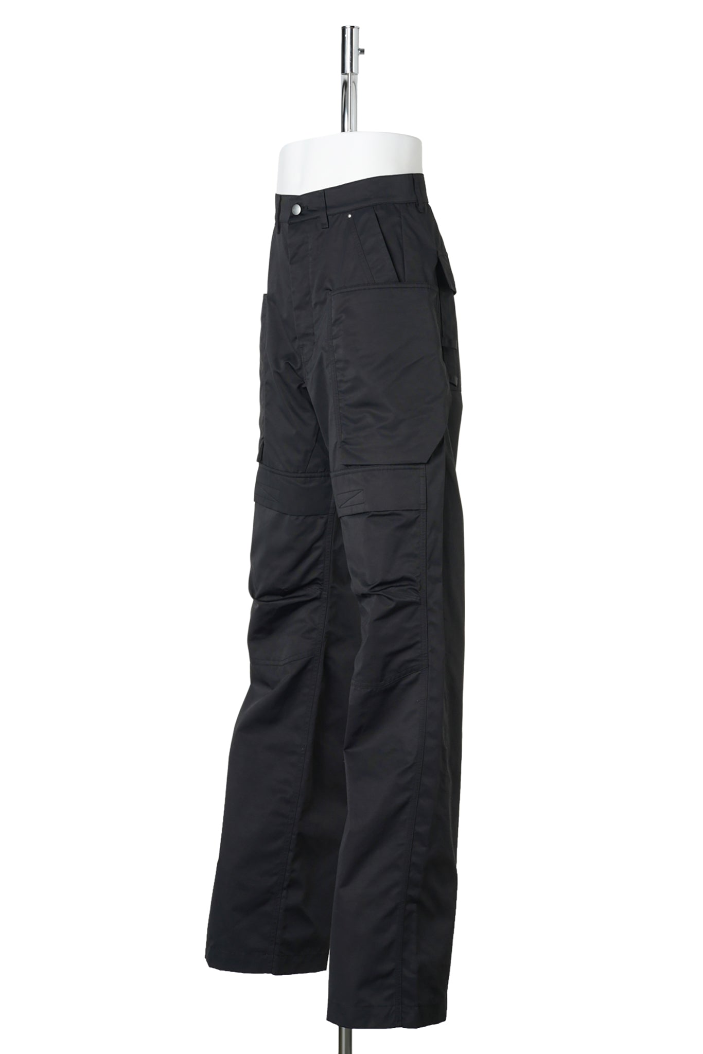 STEFAN CARGO / 009:BLACK