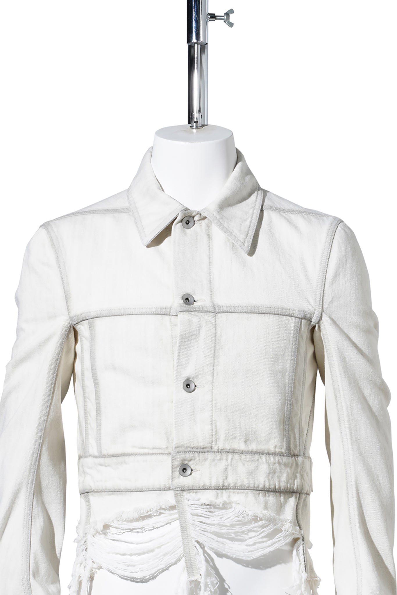 CROPPED WORKER / 051:MILK WASH