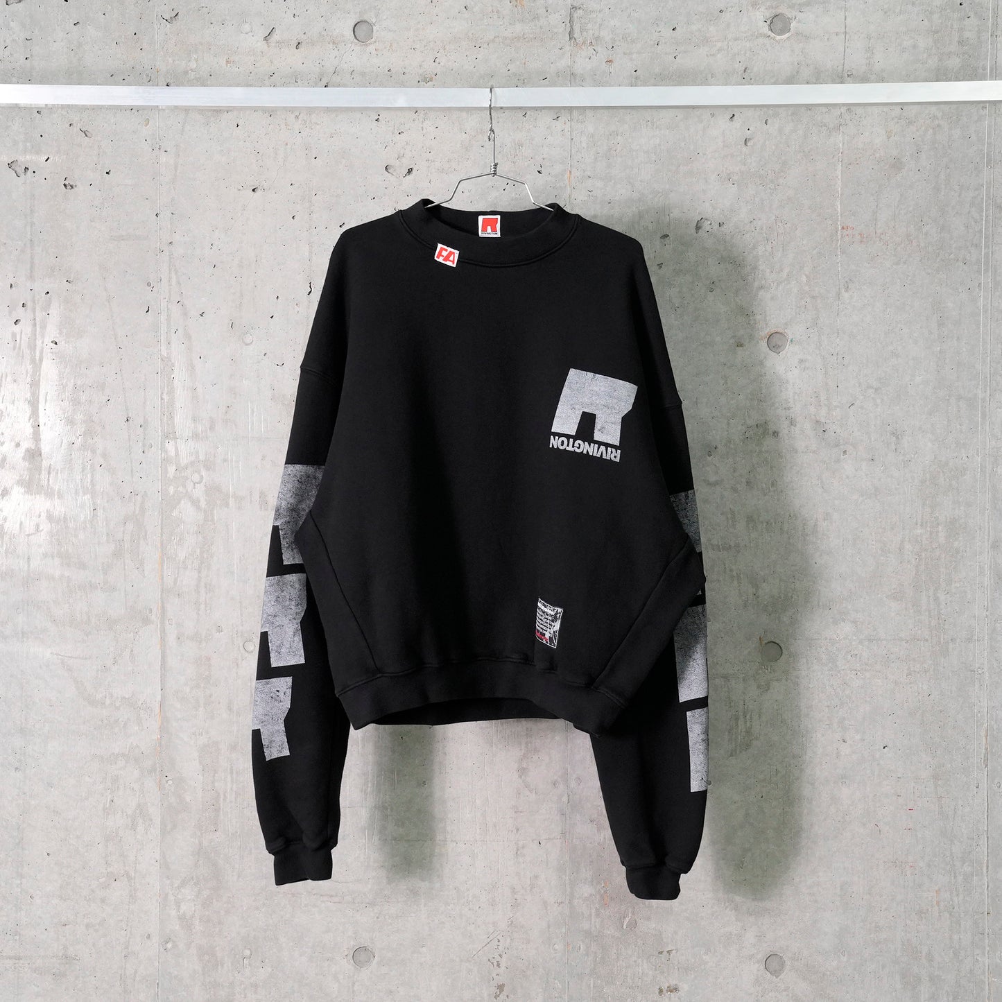 HERITAGE CREWNECK / BLACK