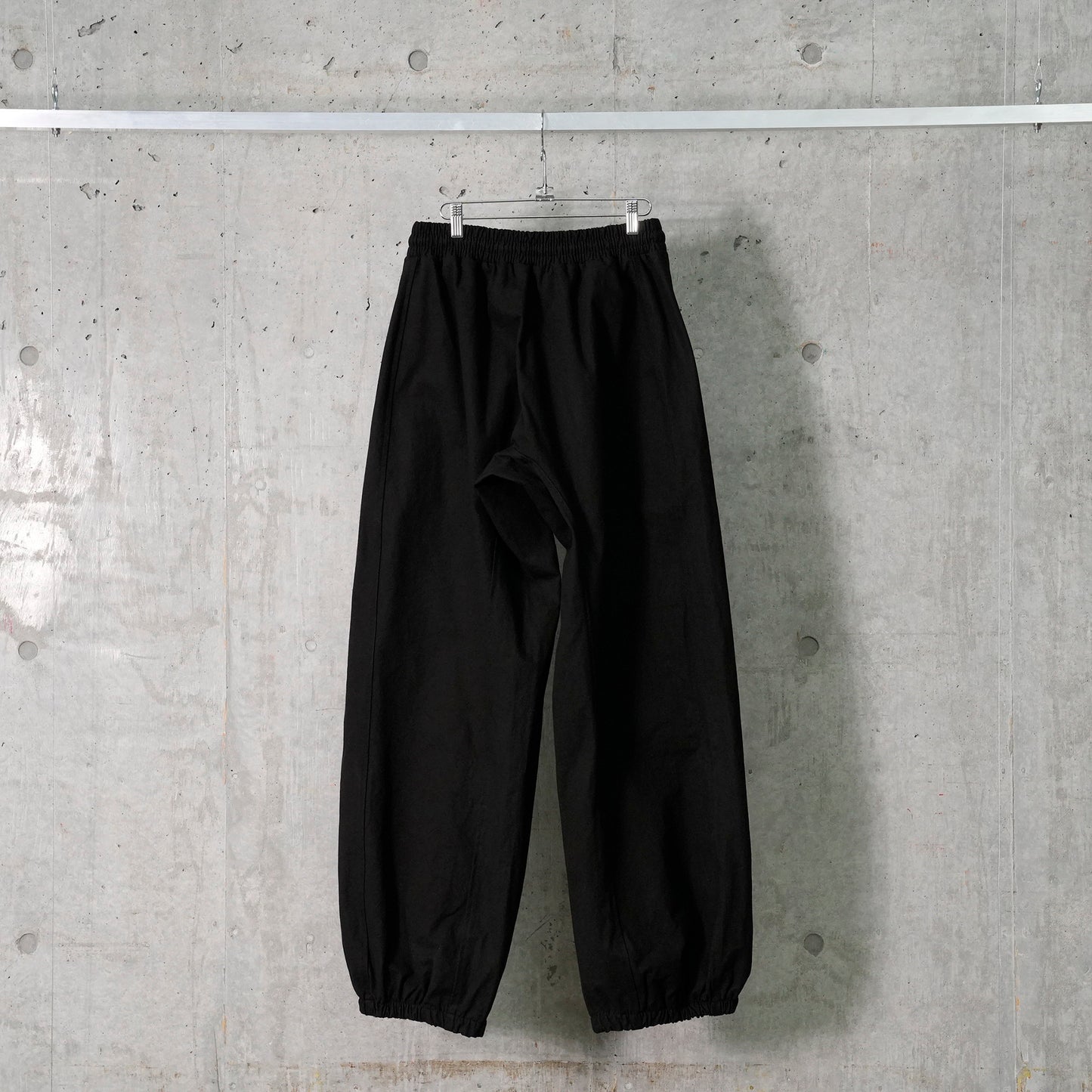 TRAPPIST PENTA PANT / BLACK