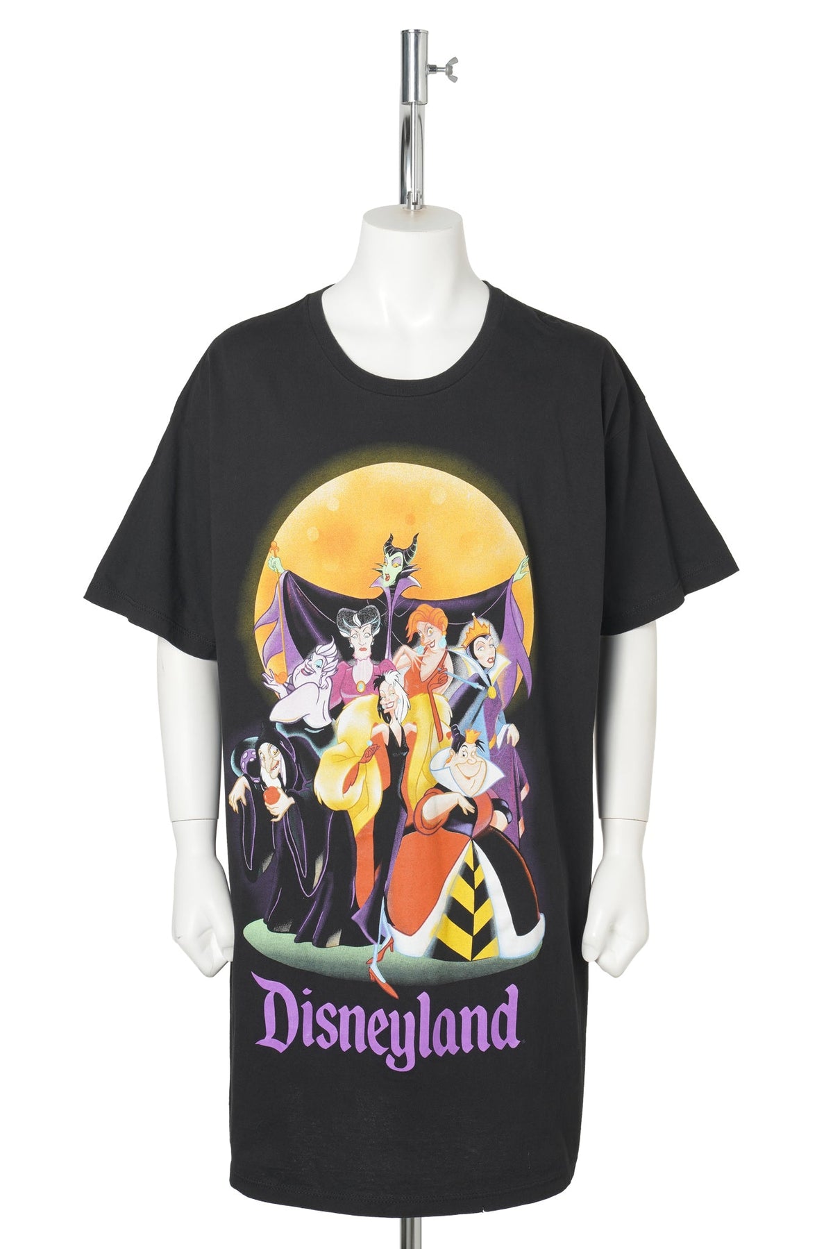 Disneyland Villains Ensemble Tee / BLACK
