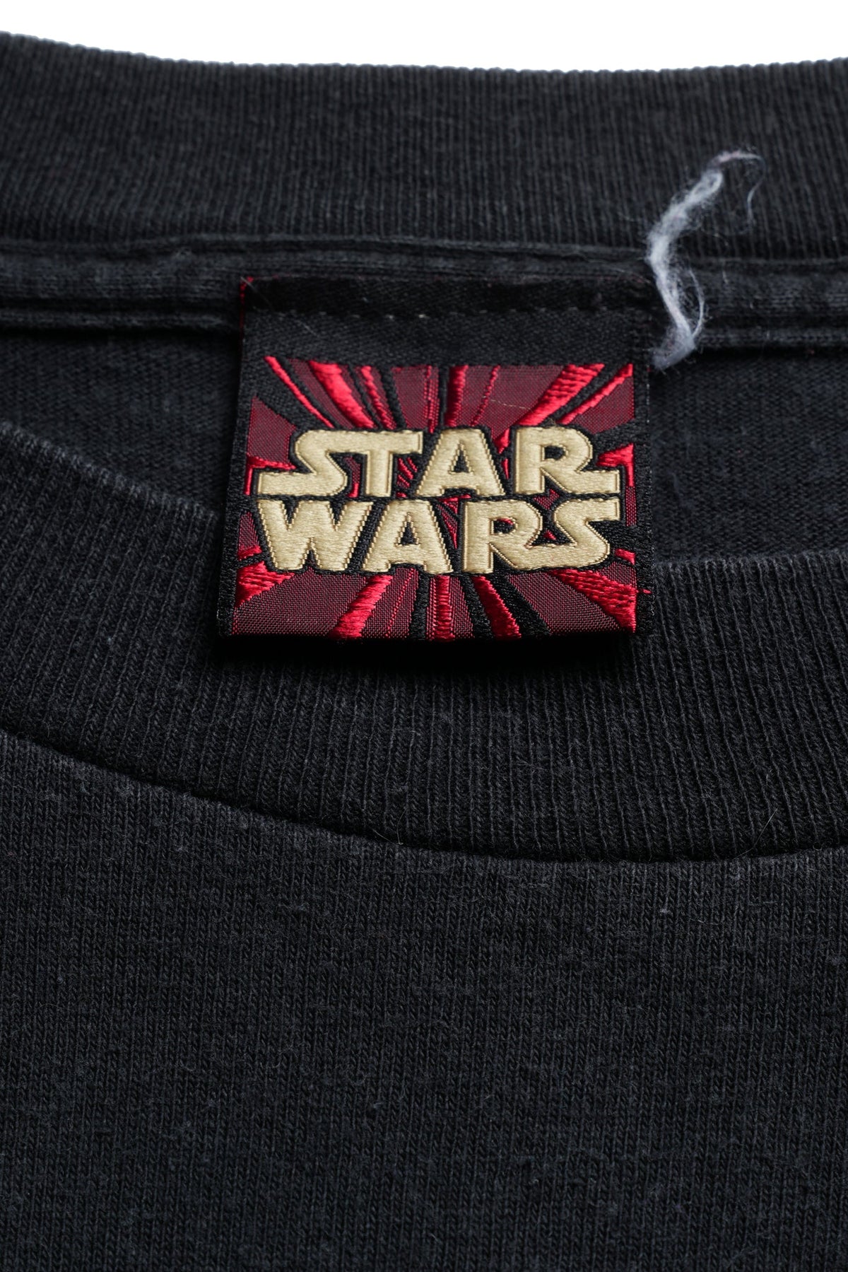 STAR WARS / DARTH MAUL GREEN LIGHTSABER T-SHIRT / BLACK