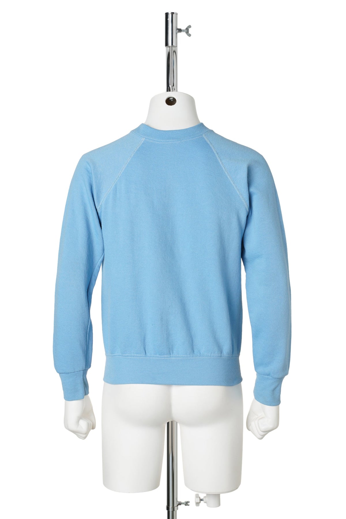 Mickey Mouse / Standing Mickey Blue Raglan Sweatshirt / White Shoes / S / BLUE