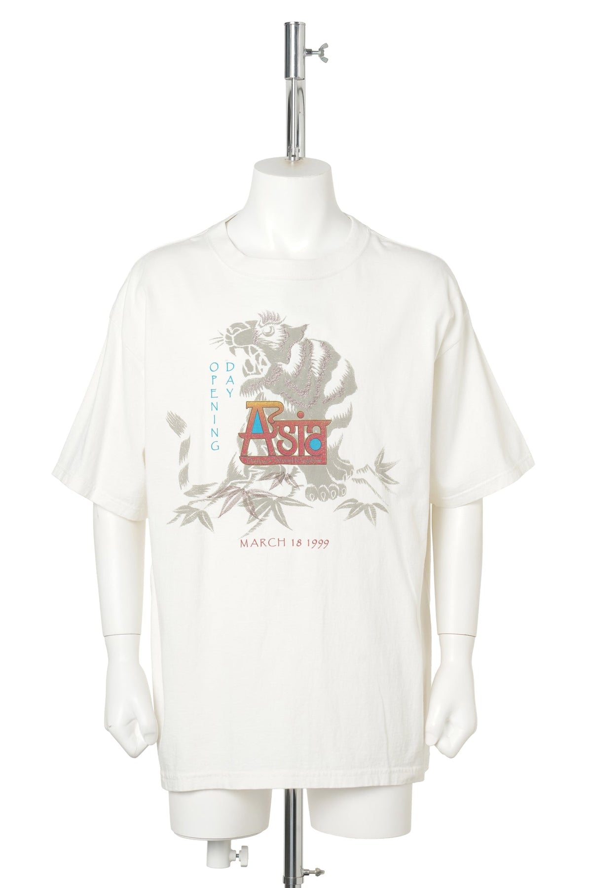 Disney’s Animal Kingdom “Asia Opening Day” Bengal Tiger T-Shirt / WHITE