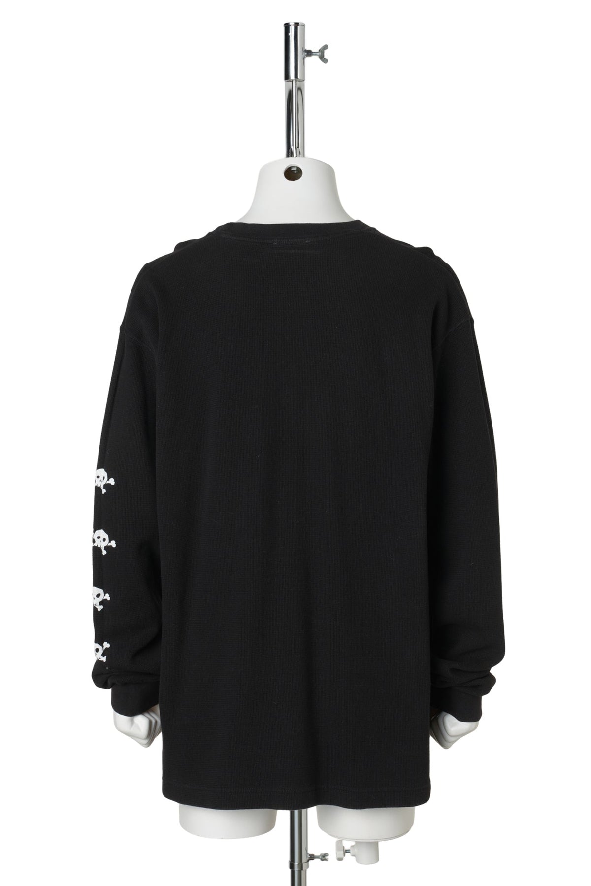 The Nightmare Before Christmas / Jack Skellington Skull Sleeve Long Sleeve T-Shirt / BLACK