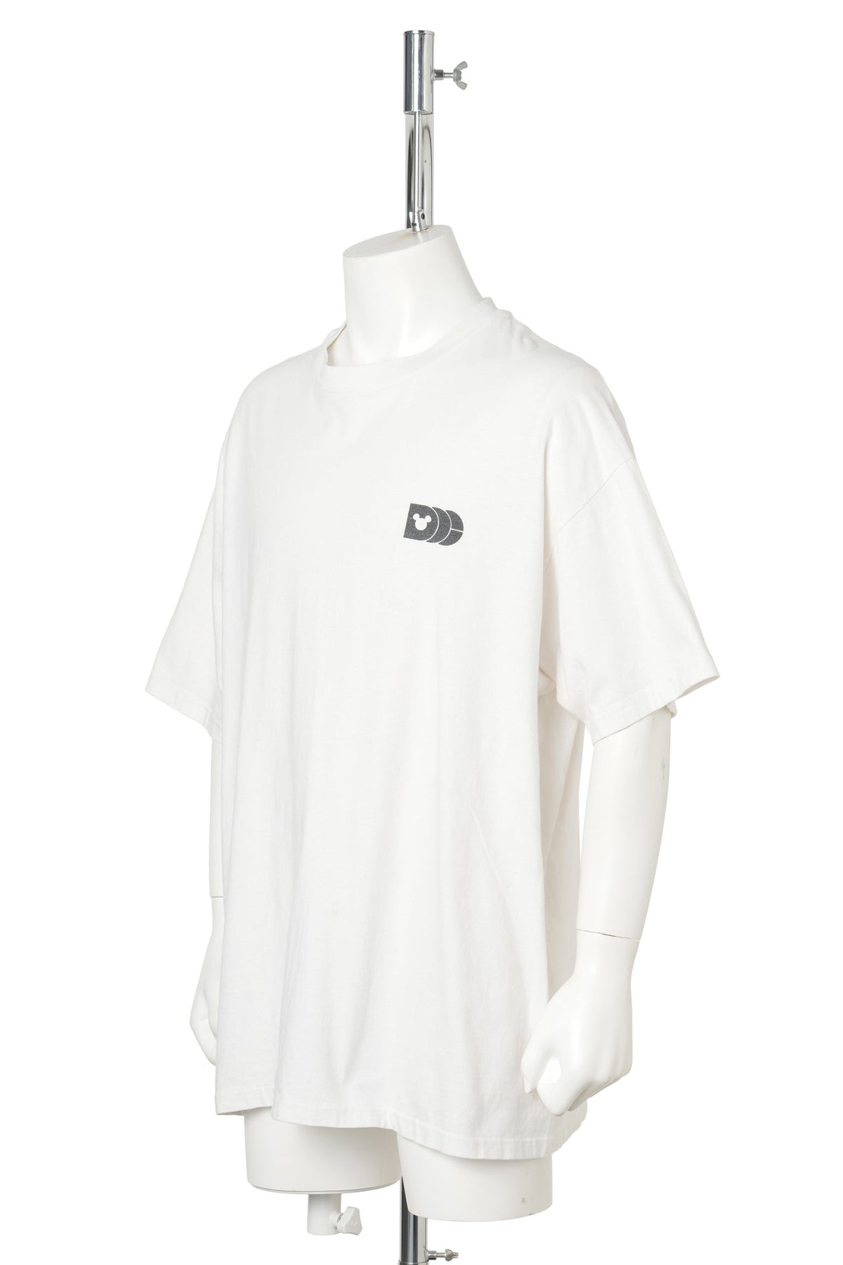 BUENA VISTA TELEVISION × DDC “GARGOYLES” T-Shirt / WHITE