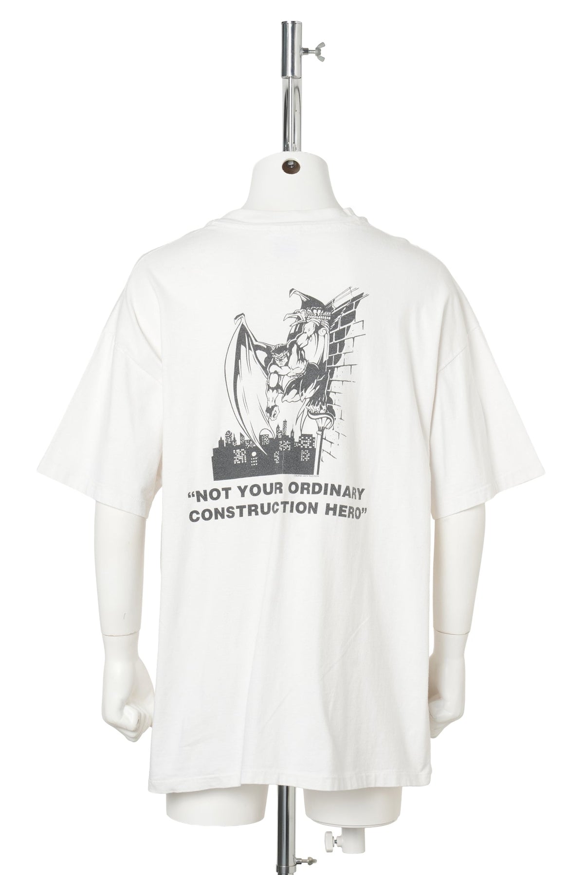 BUENA VISTA TELEVISION × DDC “GARGOYLES” T-Shirt / WHITE