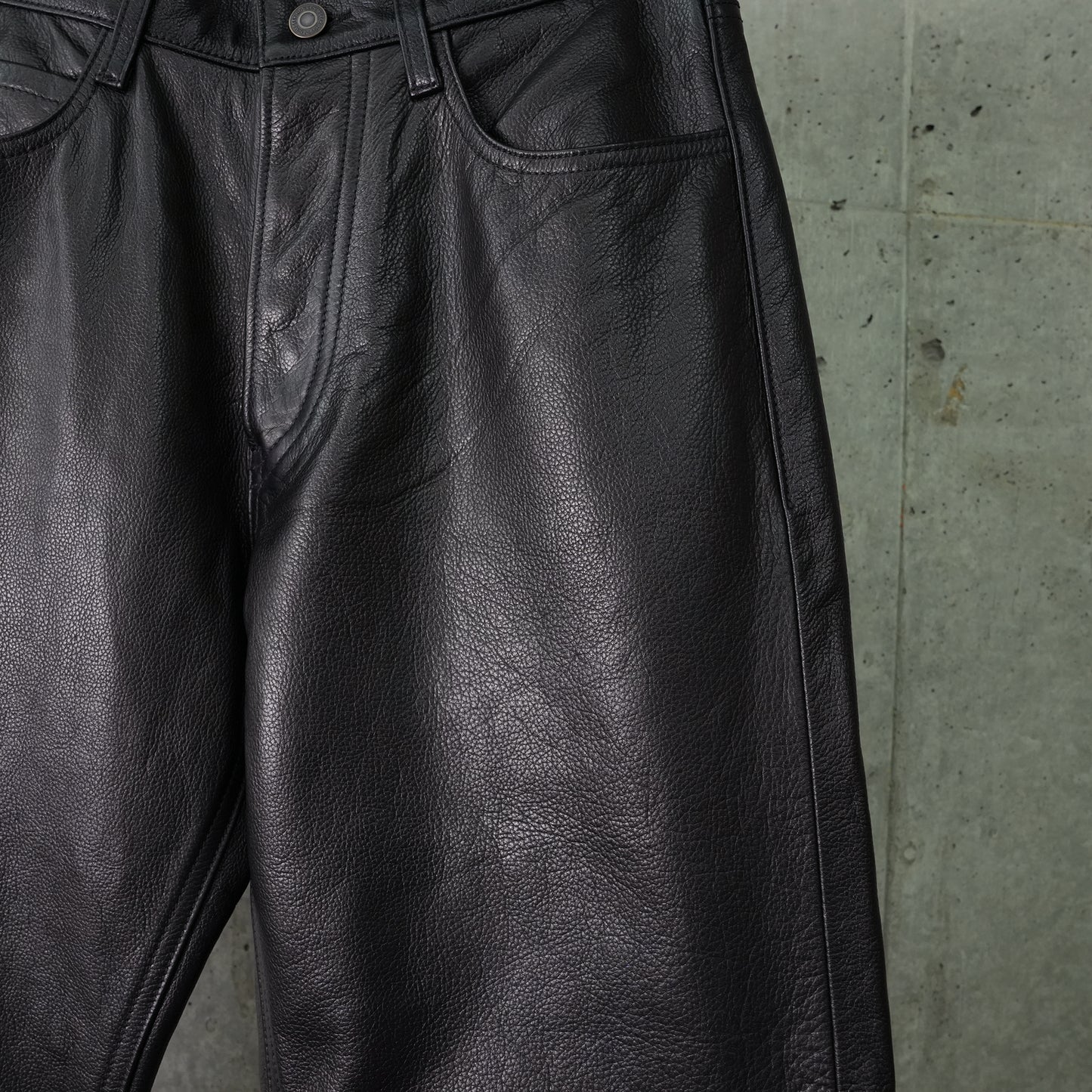 98 FIT LEATHER PANTS IN COWHIDE / BLACK