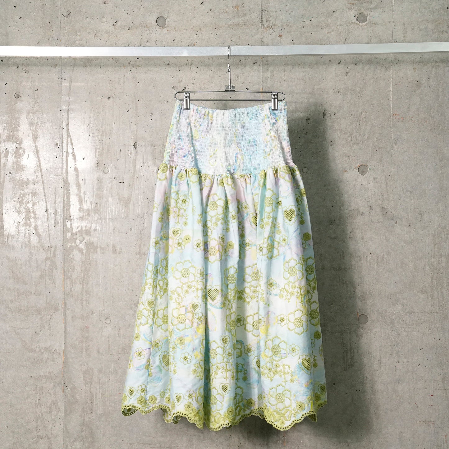 BRODERIE ANGLAISE GATHERED SKIRT / BLUE