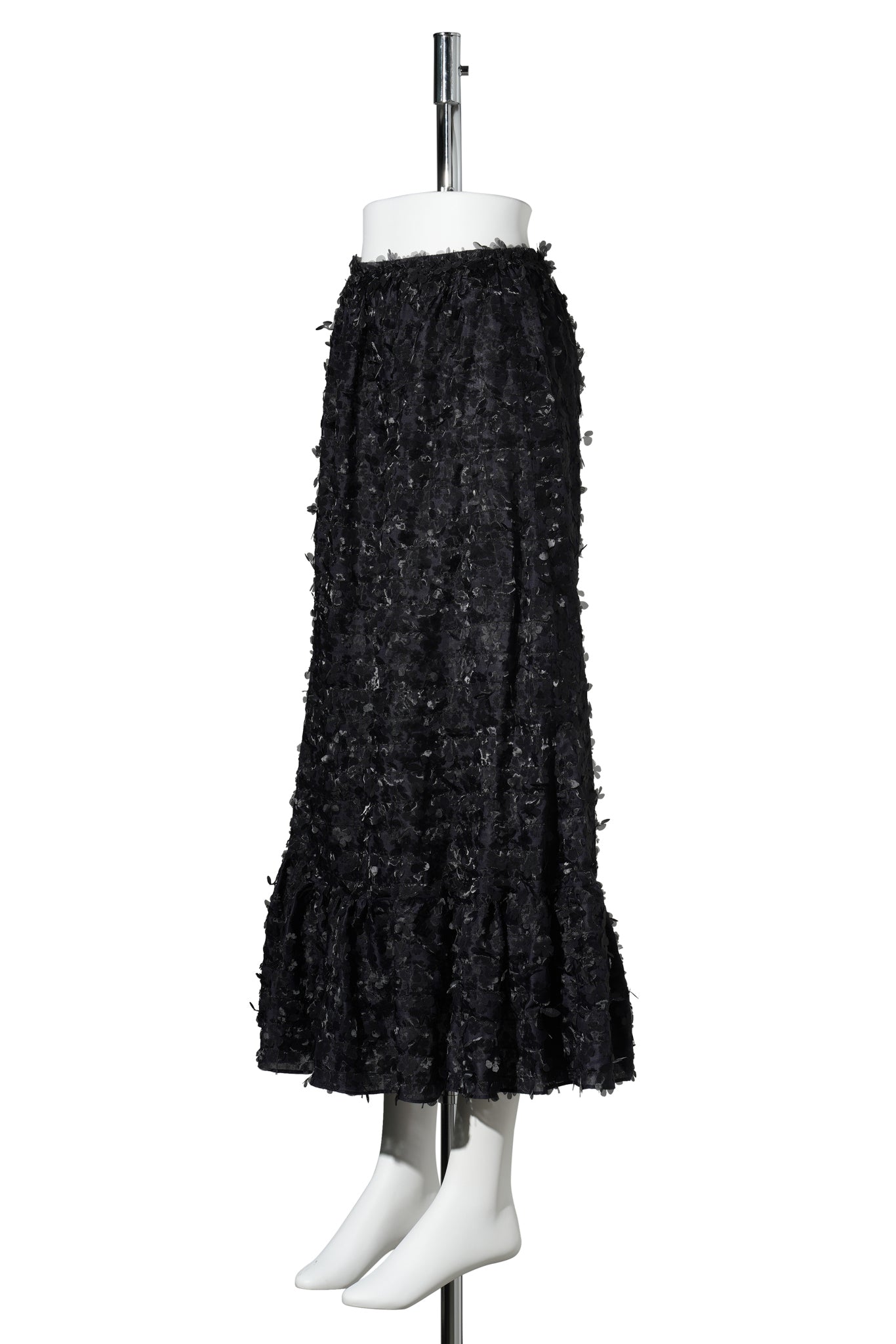 LASER-CUT FLOWER MIDI RUFFLE SKIRT / BLACK