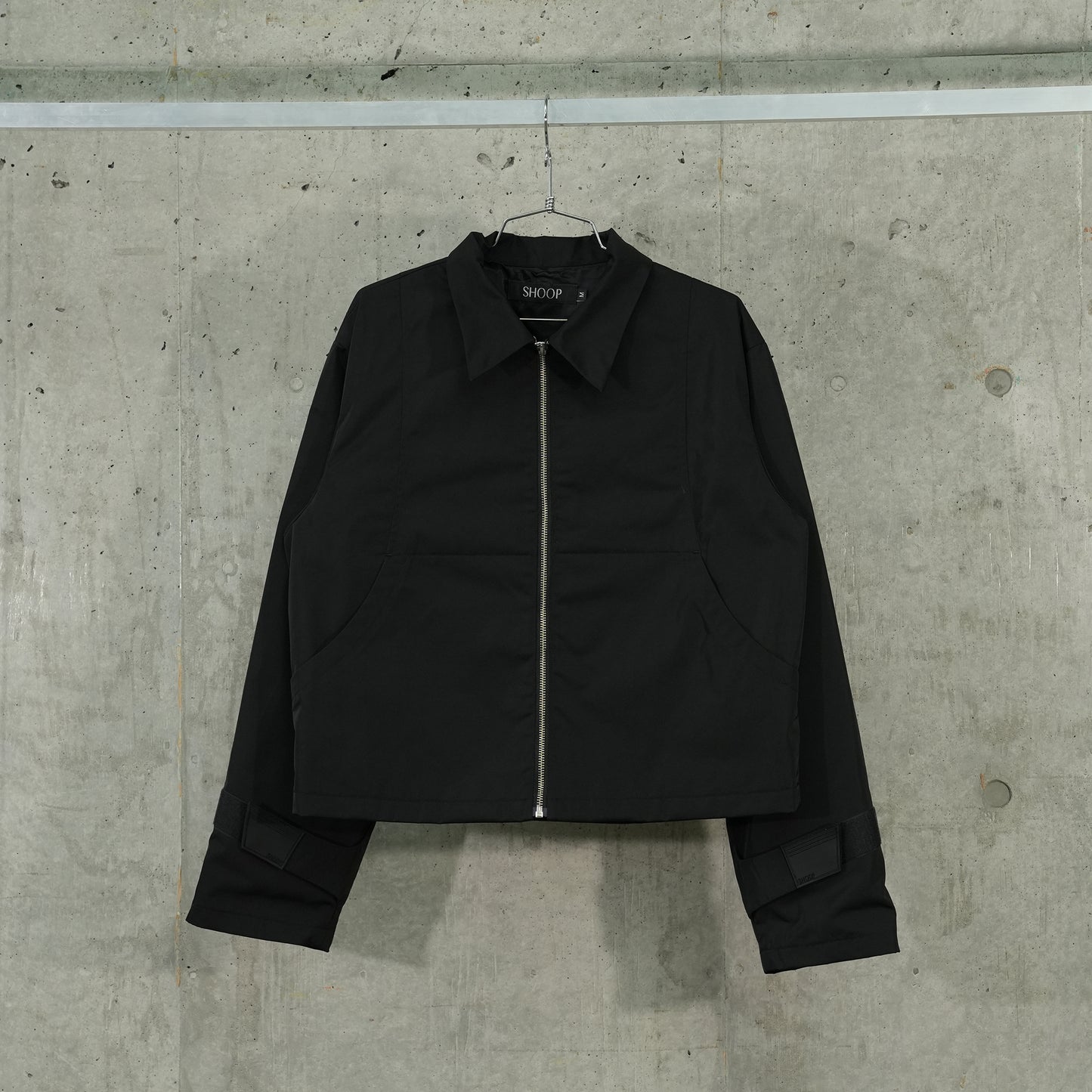 RUBBER LOGO NYLON JACKET / BLACK